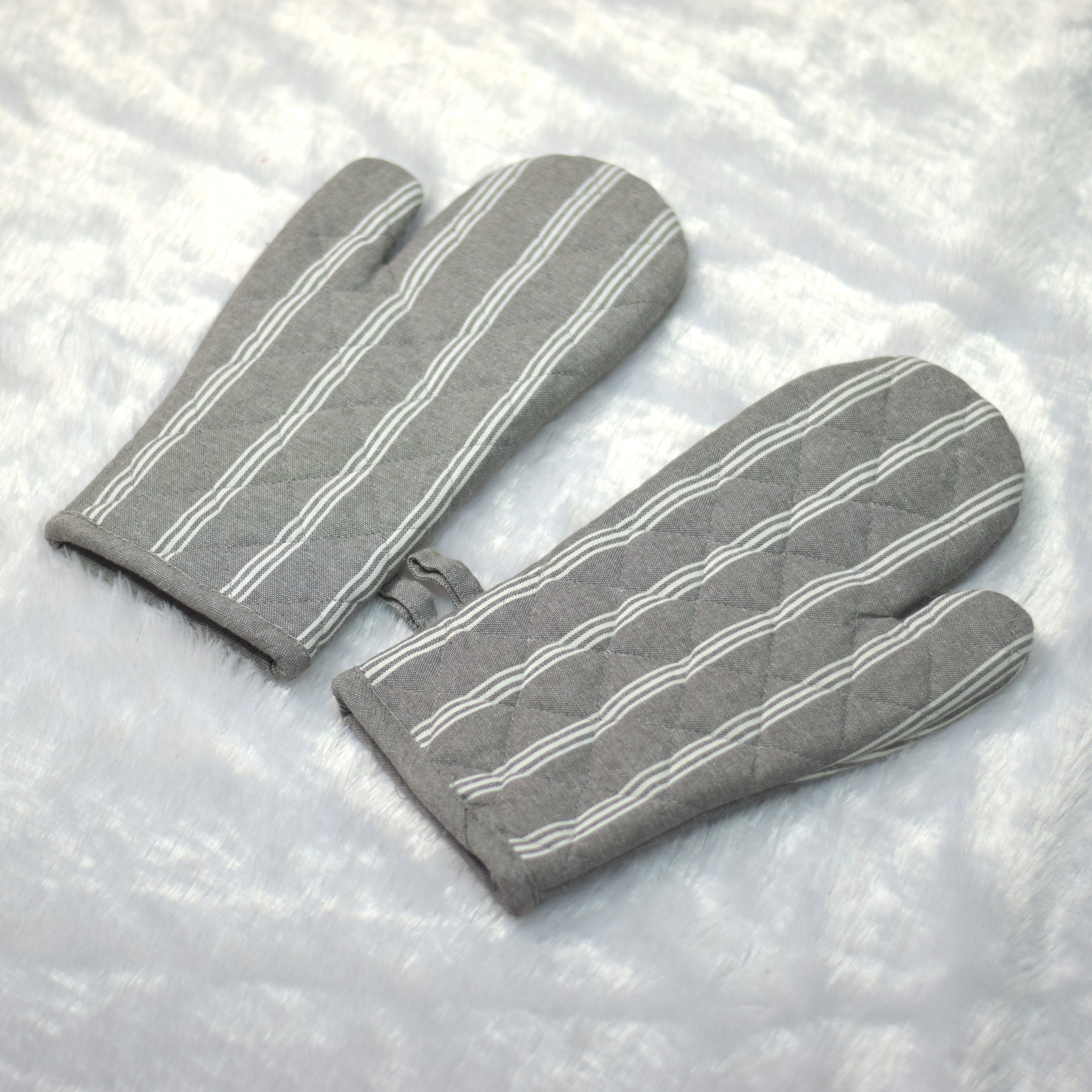 Grey Striped Cotton Oven Gloves - Kitchen Mitts (Set of 2) - View 2 - Cotton - Nushio