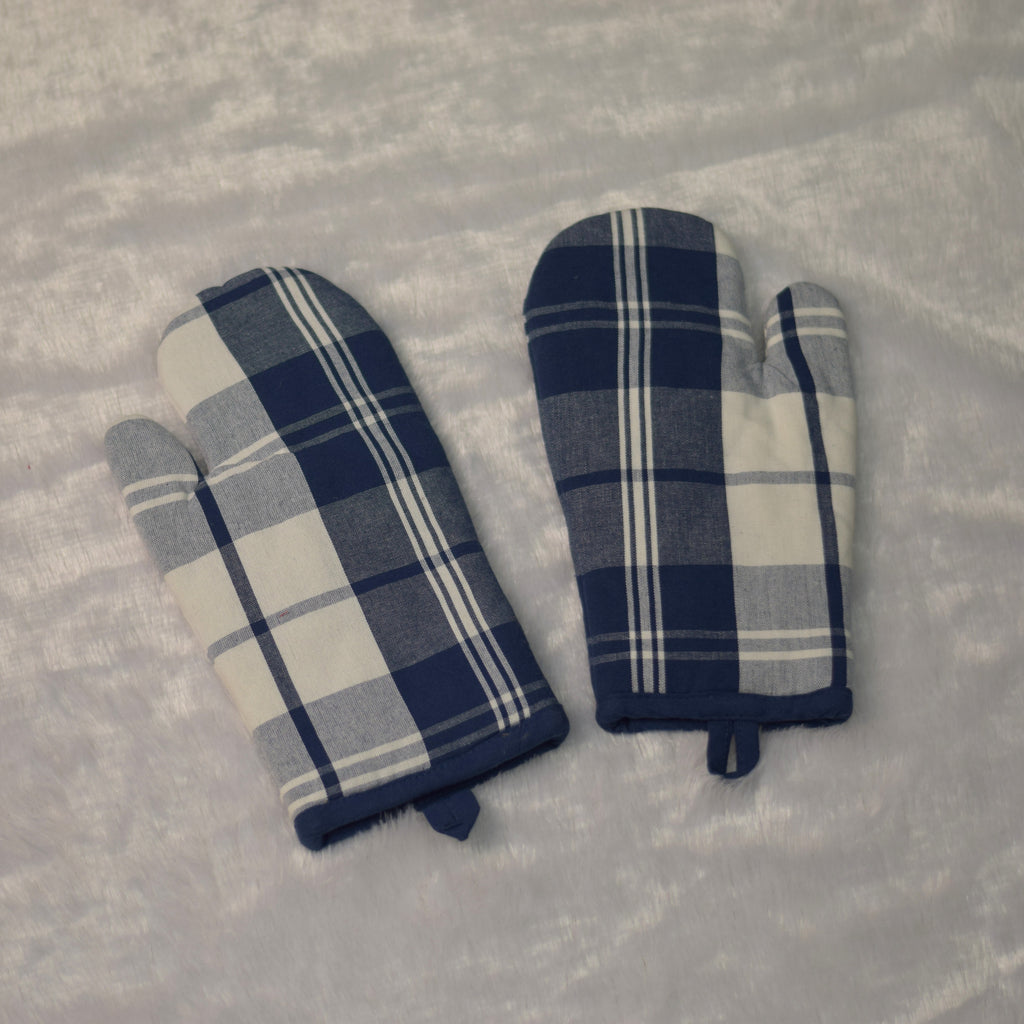 Blue & White Checkered Cotton Oven Gloves | Nushio