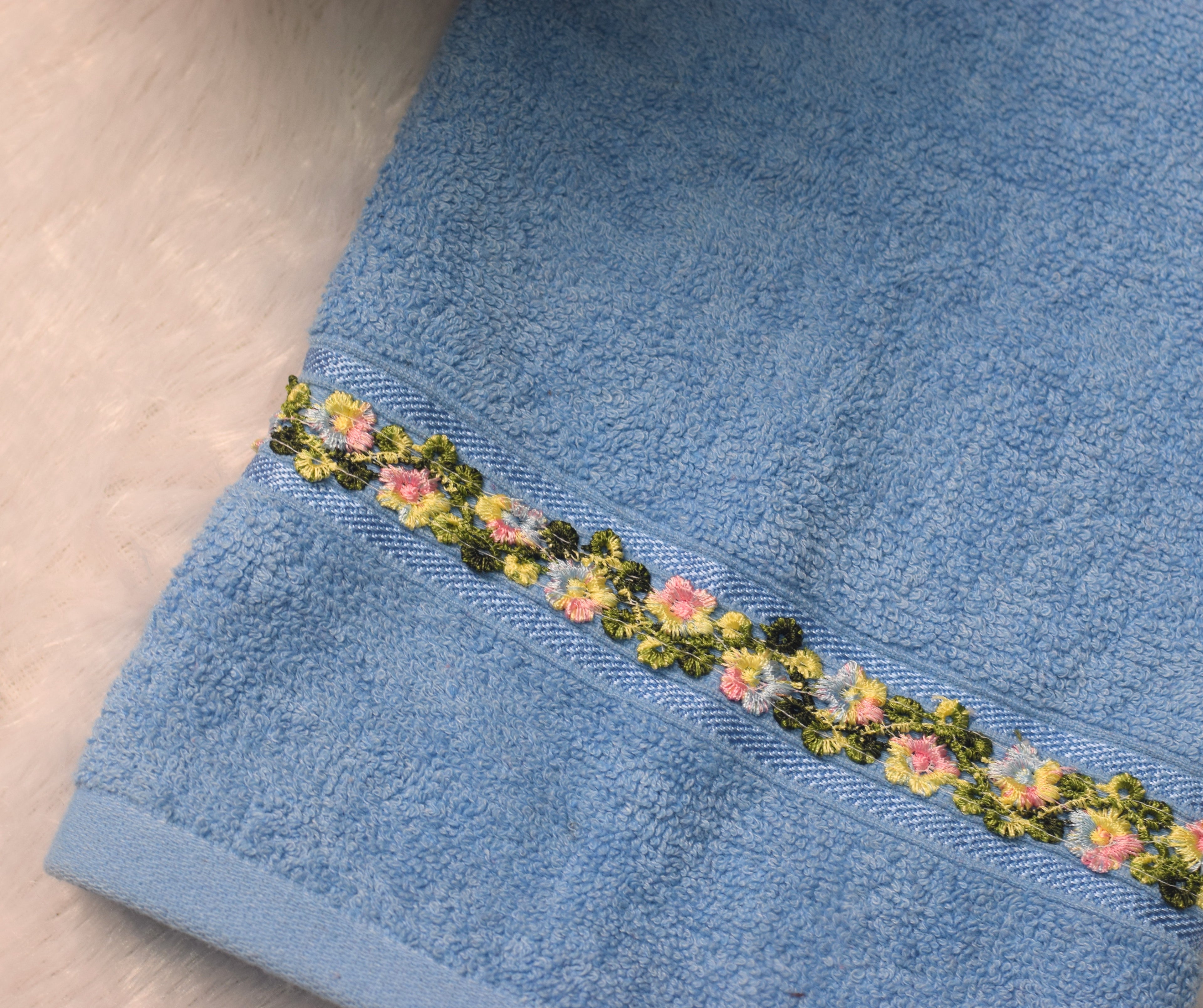 Soft Blue Turkish Hand Towel with Floral Border – 16 x 22 Inches