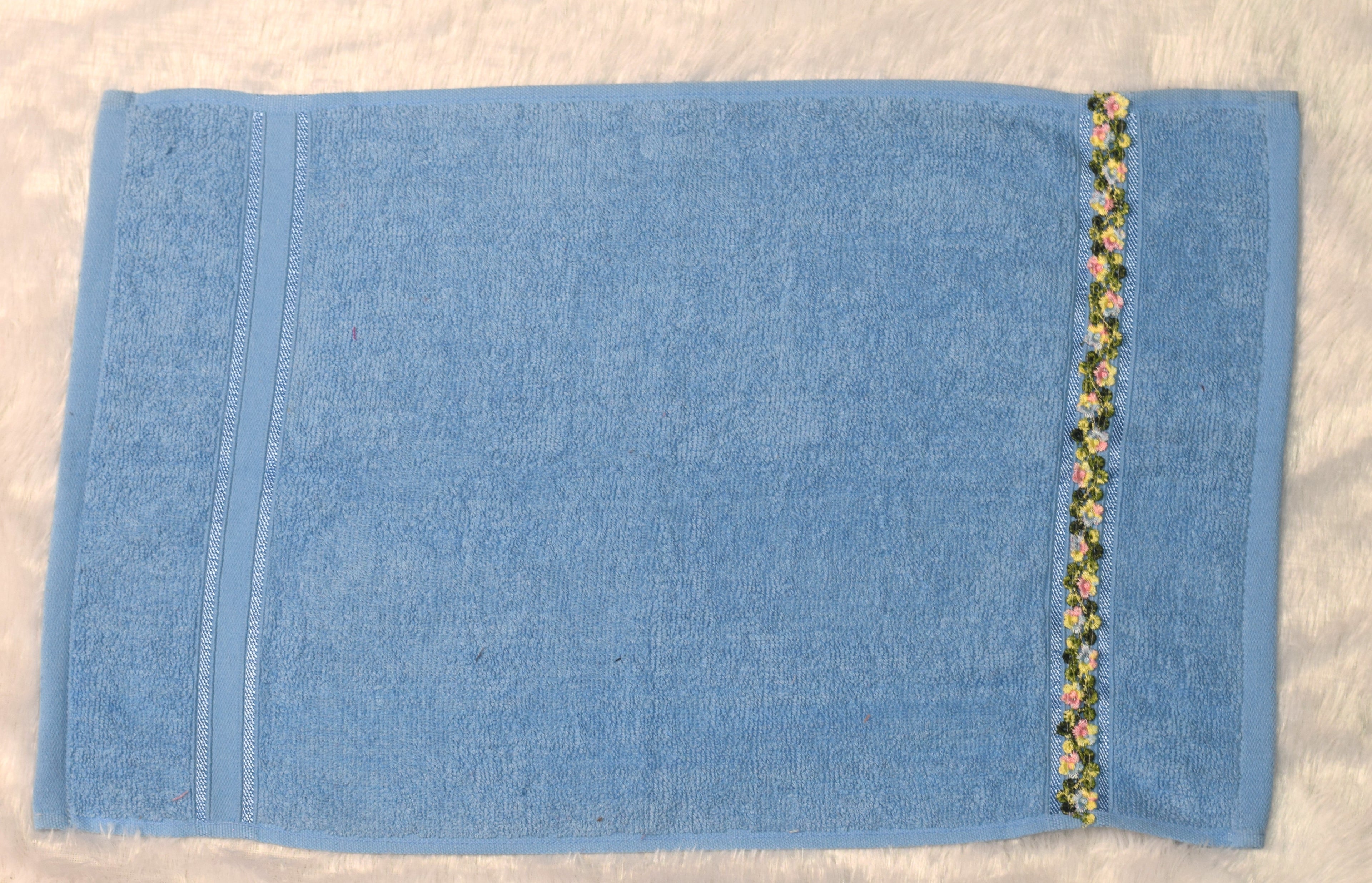 Soft Blue Turkish Hand Towel with Floral Border – 16 x 22 Inches