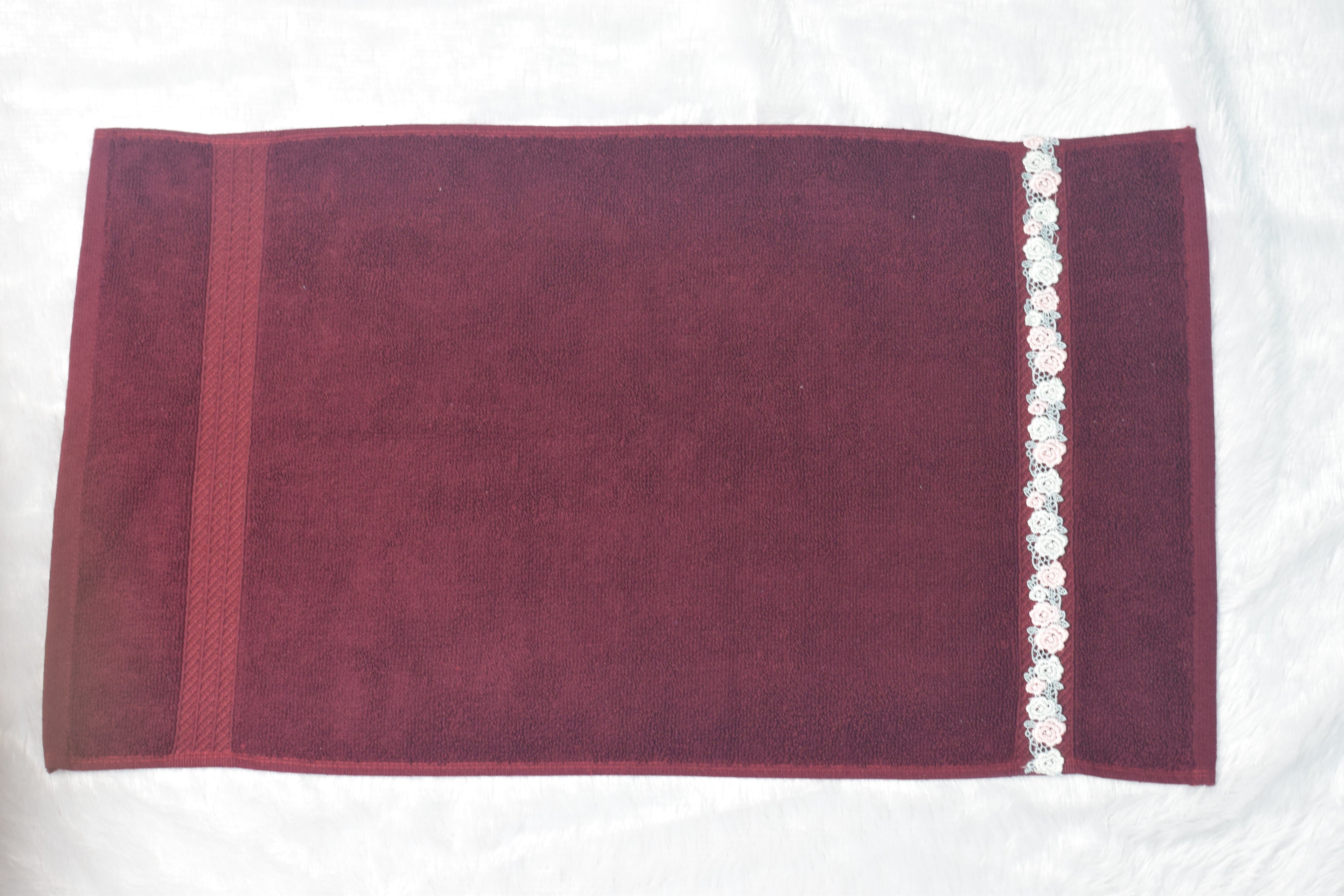 Premium Turkish Hand Towel 16x22 – Maroon with Elegant Floral Lace Border