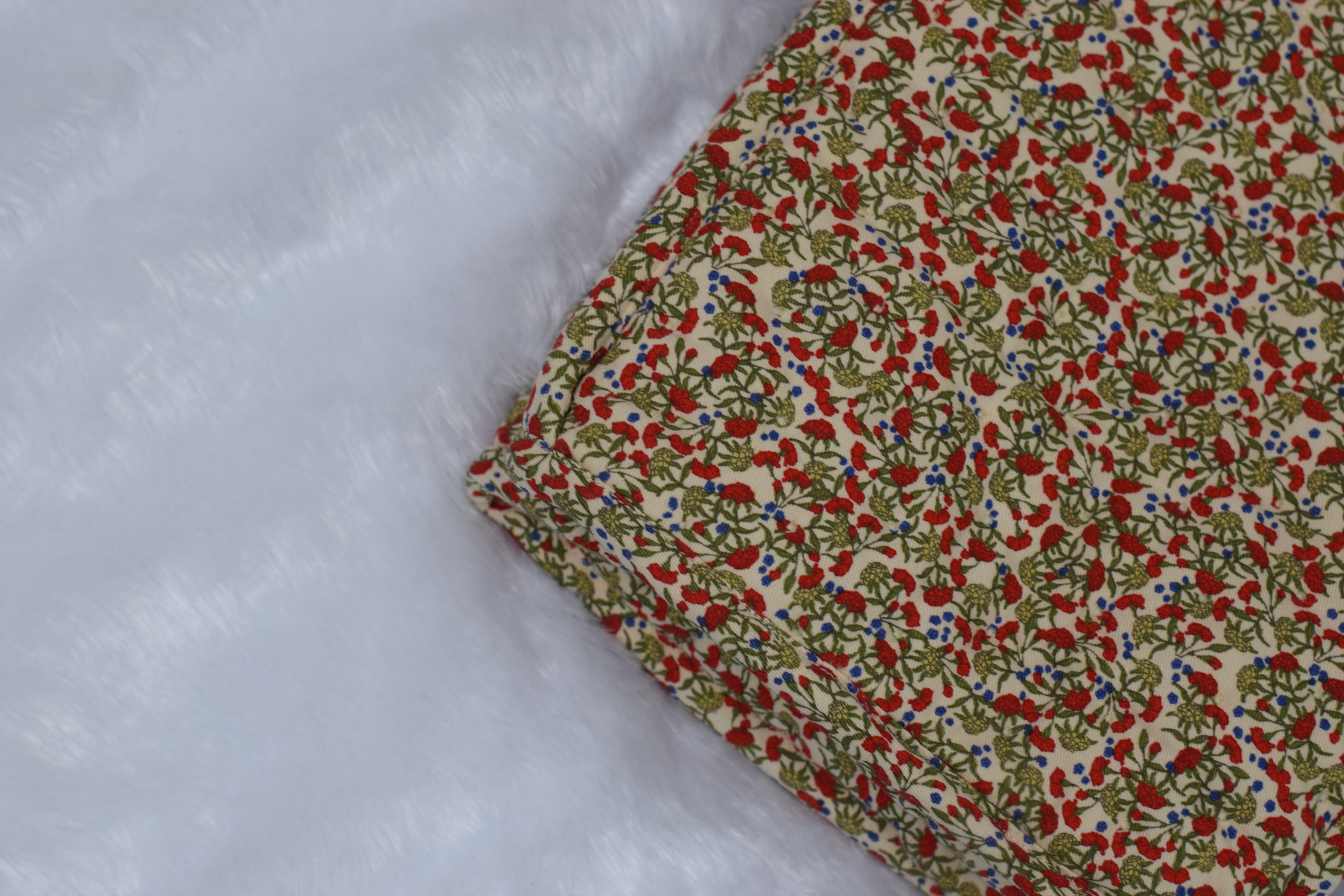 Floral Print Cotton Tote Bag - View 3 - Cotton Floral - Nushio