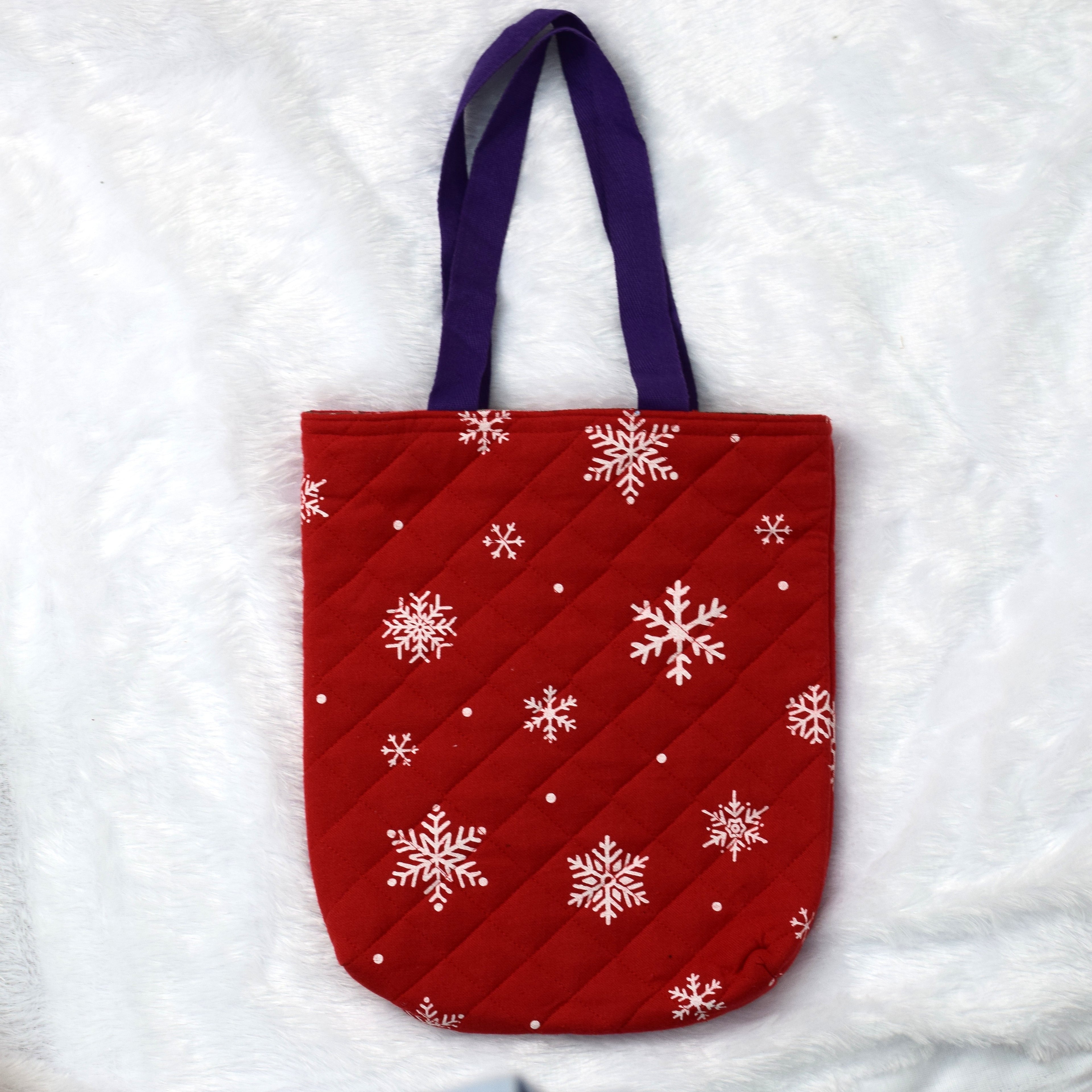 Christmas Snowflake Quilted Tote Bag - Red & White - View 2 - Nushio