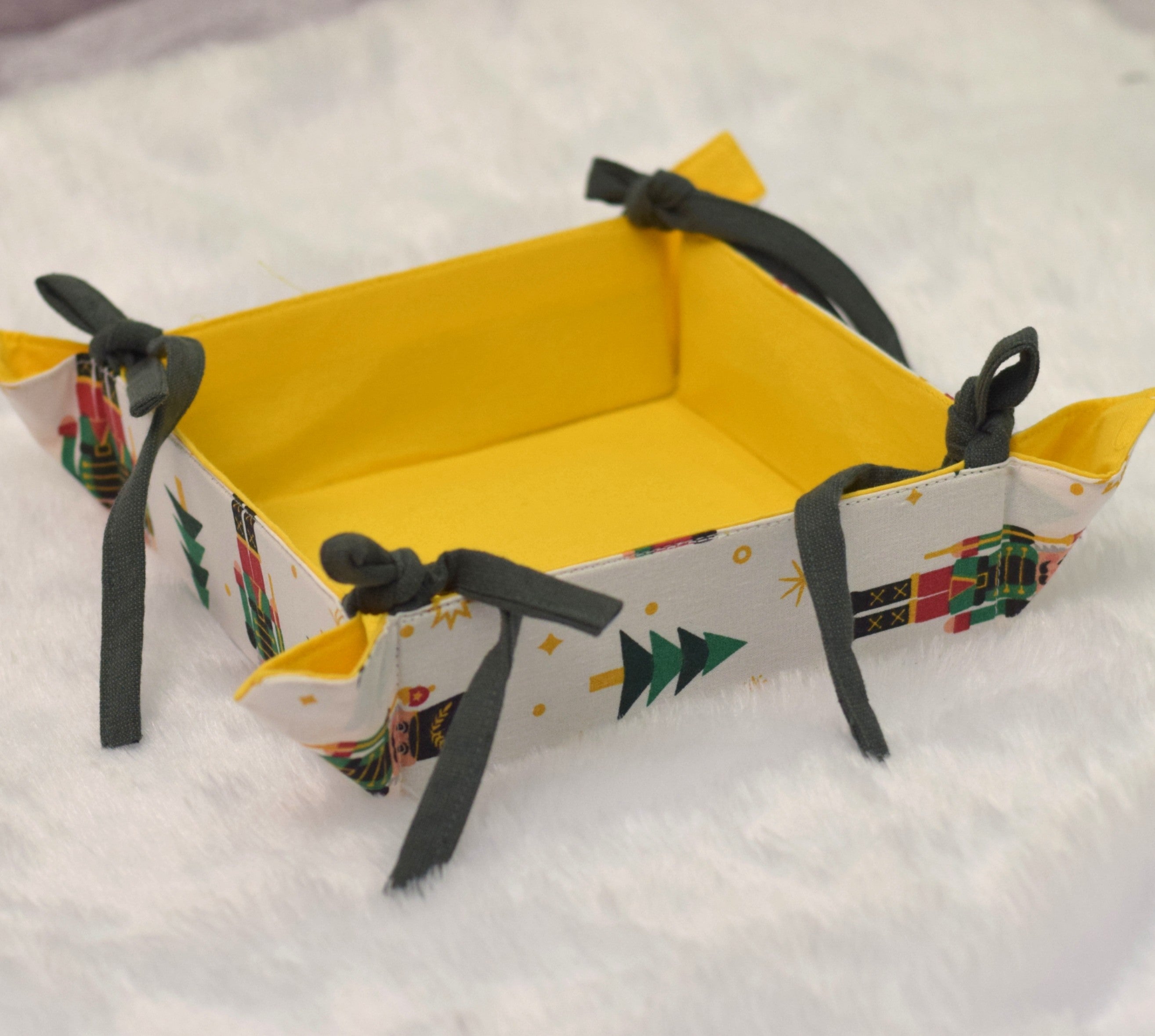 Christmas Print Fabric Bread Basket 8x8 Inch - View 2 - Nushio