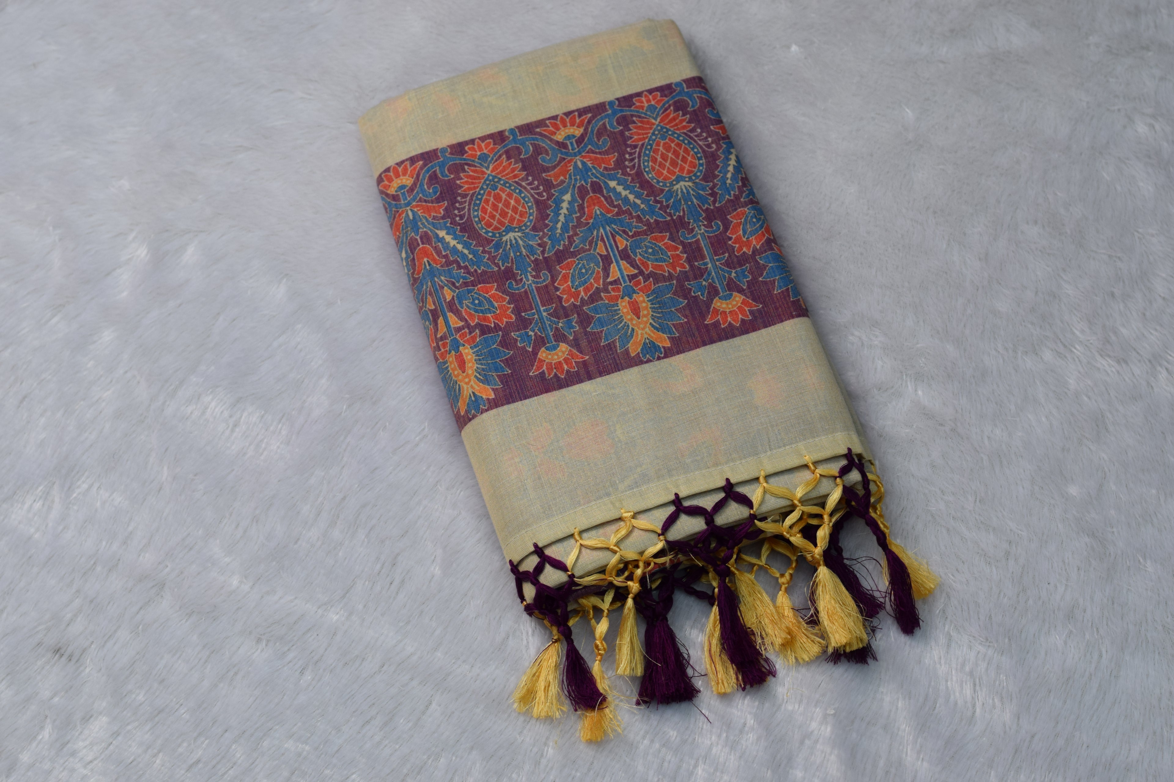 Kalamkari Elegance Saree Set - View 2 - Nushio