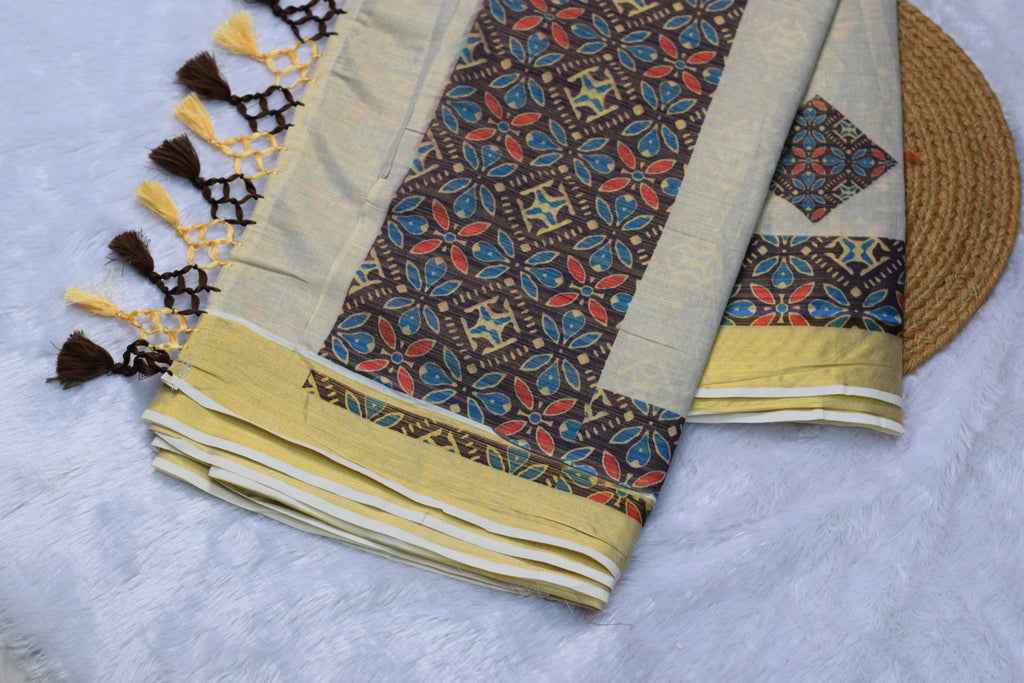 Ajrakh Print Linen Saree Set with Matching Blouse Piece - Handcrafted Block Print - View 2 - Linen - Nushio