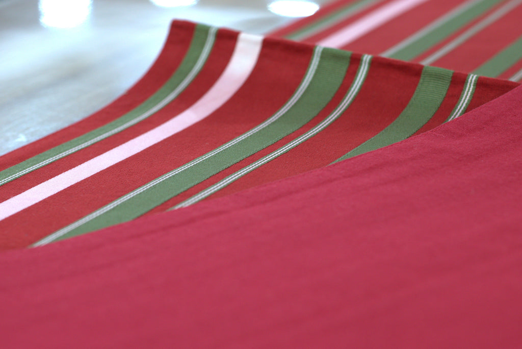 Red & Green Striped Table Runner – 180 × 35 cm | Elegant Dining Table Decor