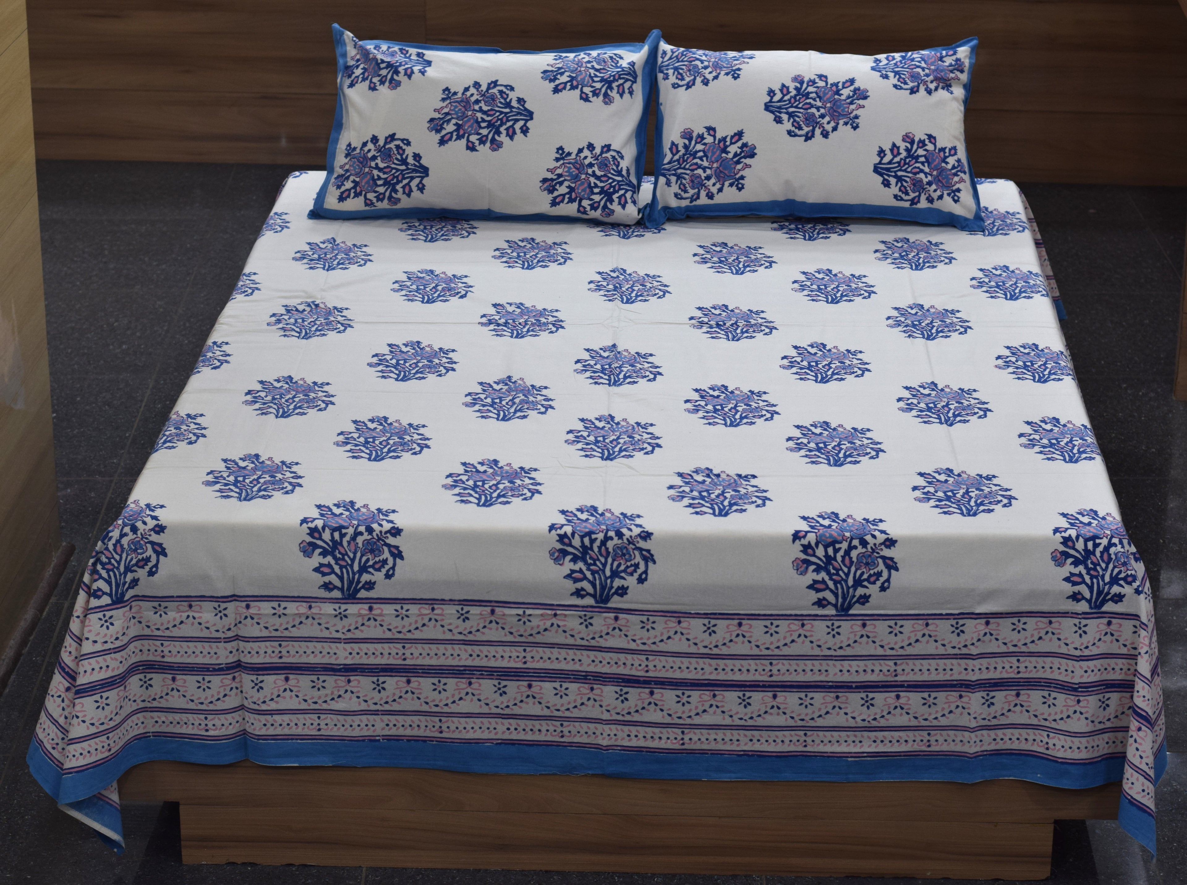 Blue Floral Print King Size Cotton Bedsheet with 2 Pillow Covers - View 2 - Cotton Floral - Nushio