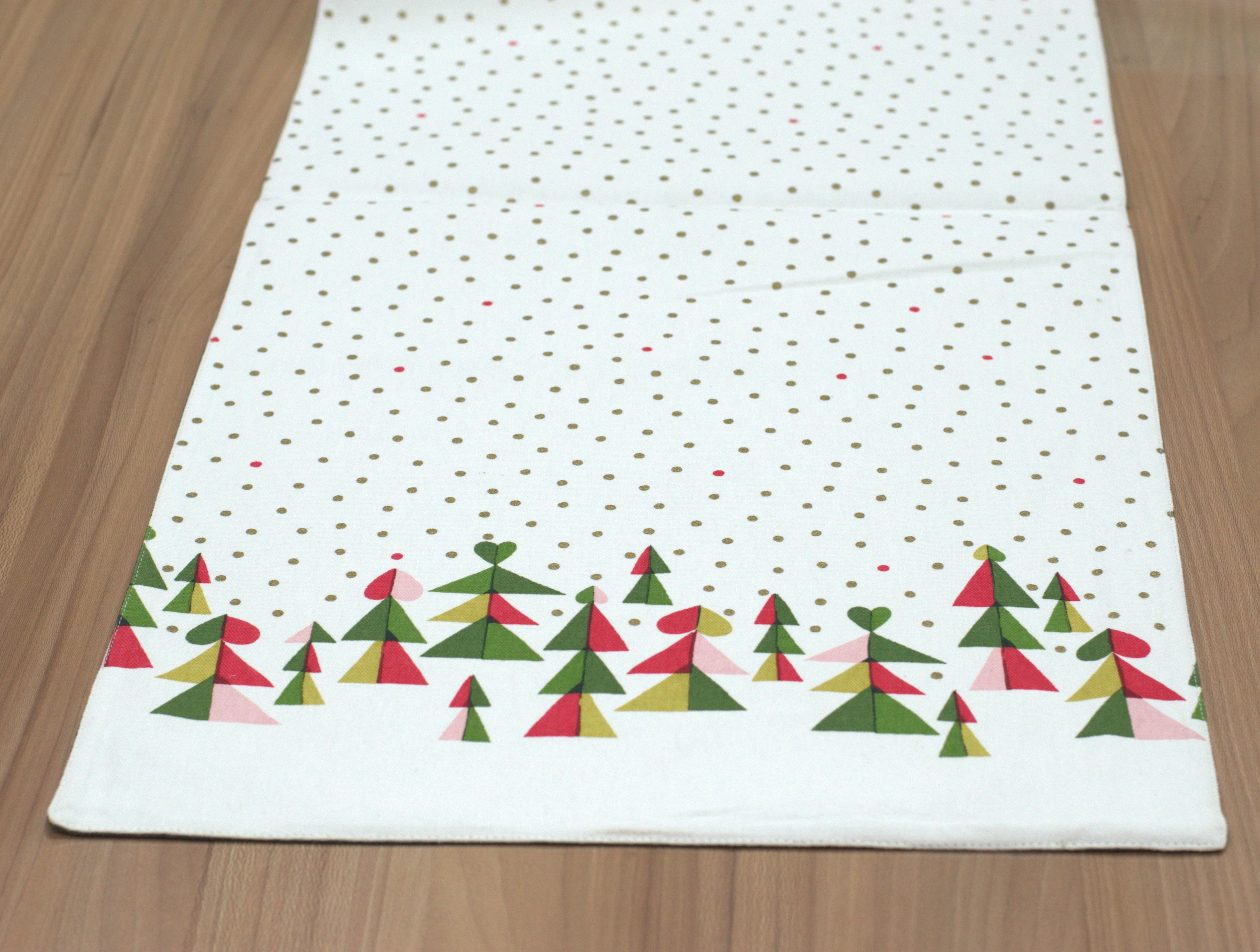 Festive Geometric Tree Print Table Runner - 185 × 40 cm - View 2 - Nushio