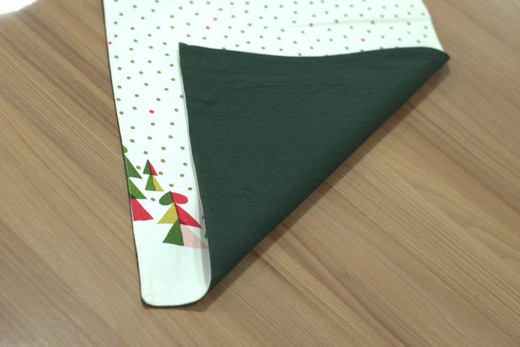 Festive Geometric Tree Print Table Runner - 185 × 40 cm - View 3 - Nushio