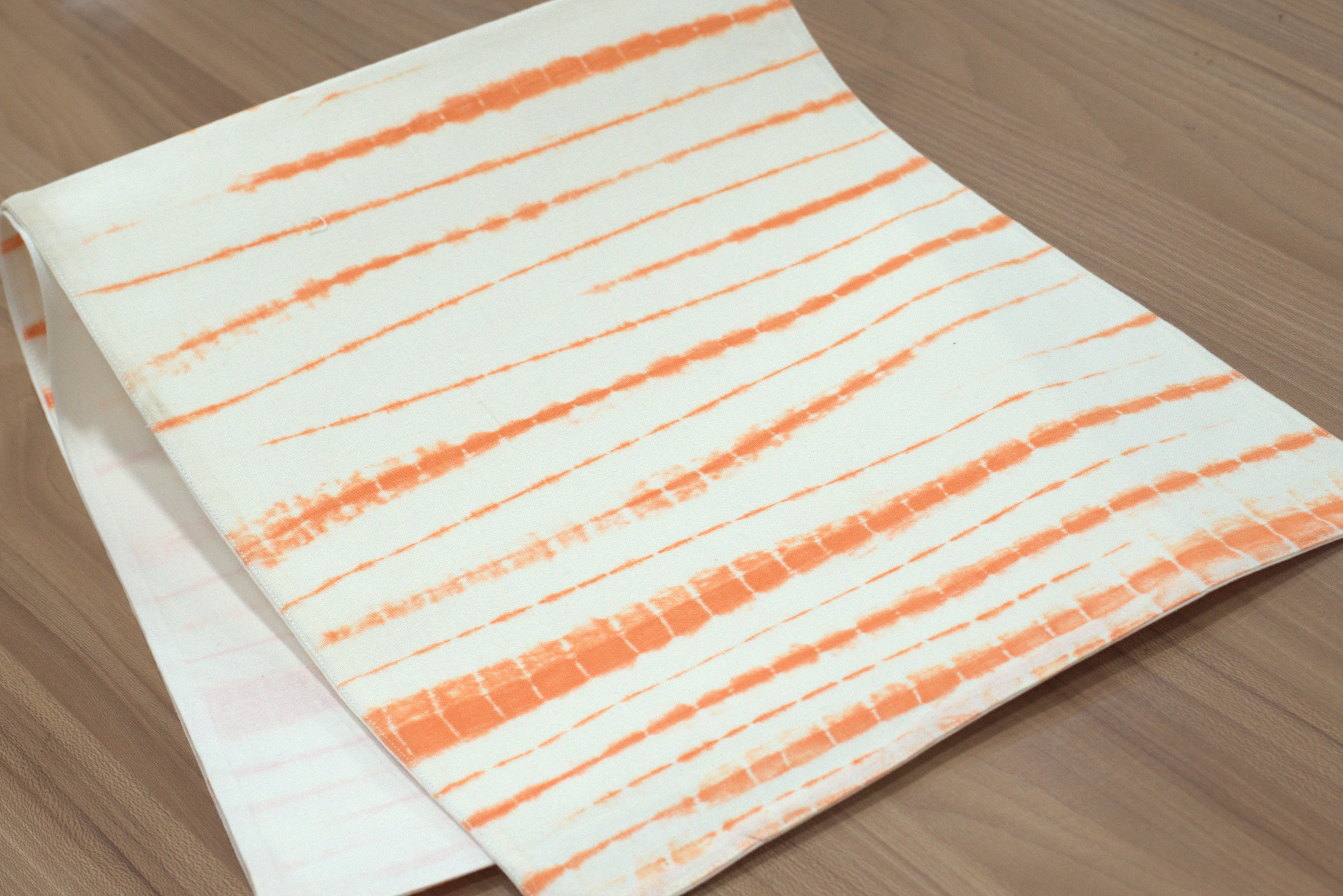 Orange Stripe Tie-Dye Table Runner – 180 × 35 cm - View 2 - Nushio