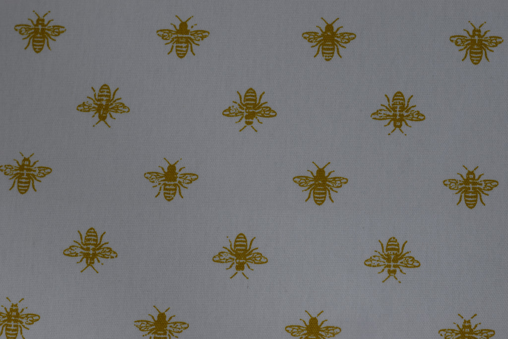 White & Gold Bee Print Table Runner - 180 × 35 cm