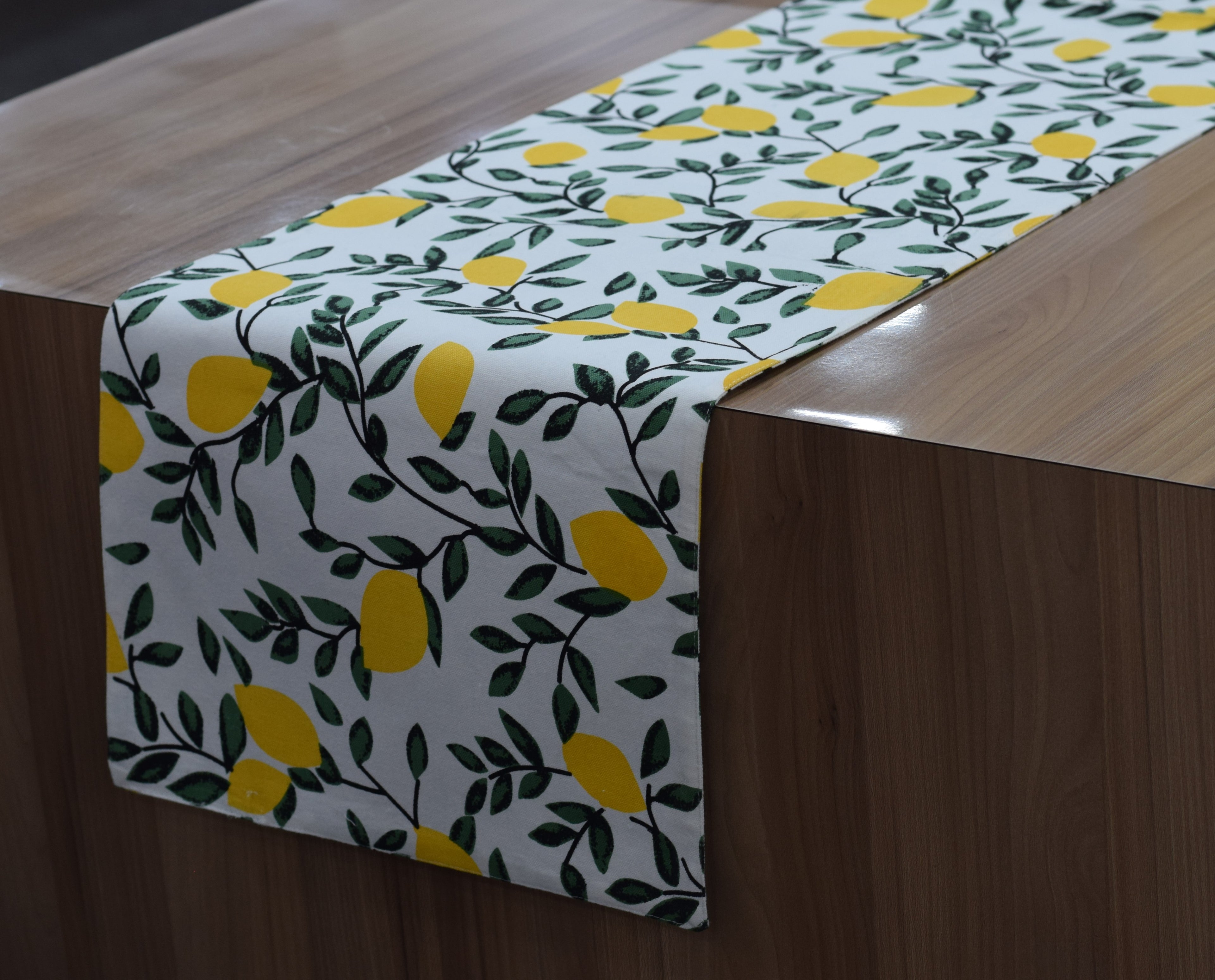 Lemon Print Cotton Table Runner - 180 × 35 cm - View 2 - Cotton - Nushio