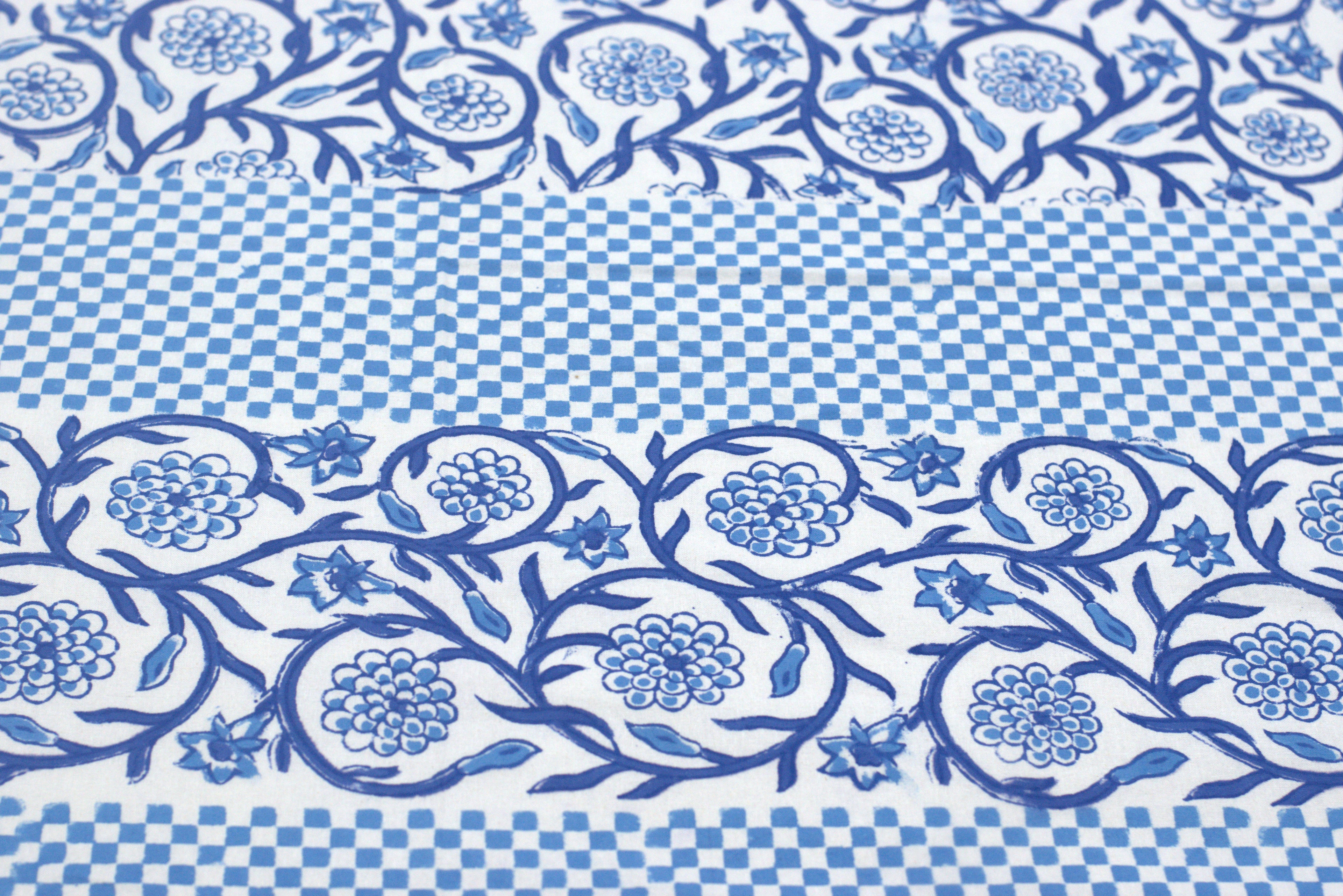 Blue Floral Printed Super King Size Bedsheet with 2 Pillow Covers | Nushio