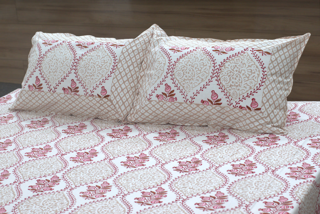 Premium Super King Size Cotton Bedsheet with 2 Pillow Covers – Beige &amp; Red Floral Printed Bed Sheet