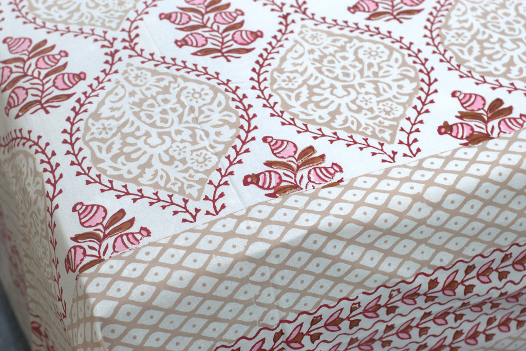 Premium Super King Size Cotton Bedsheet with 2 Pillow Covers – Beige &amp; Red Floral Printed Bed Sheet