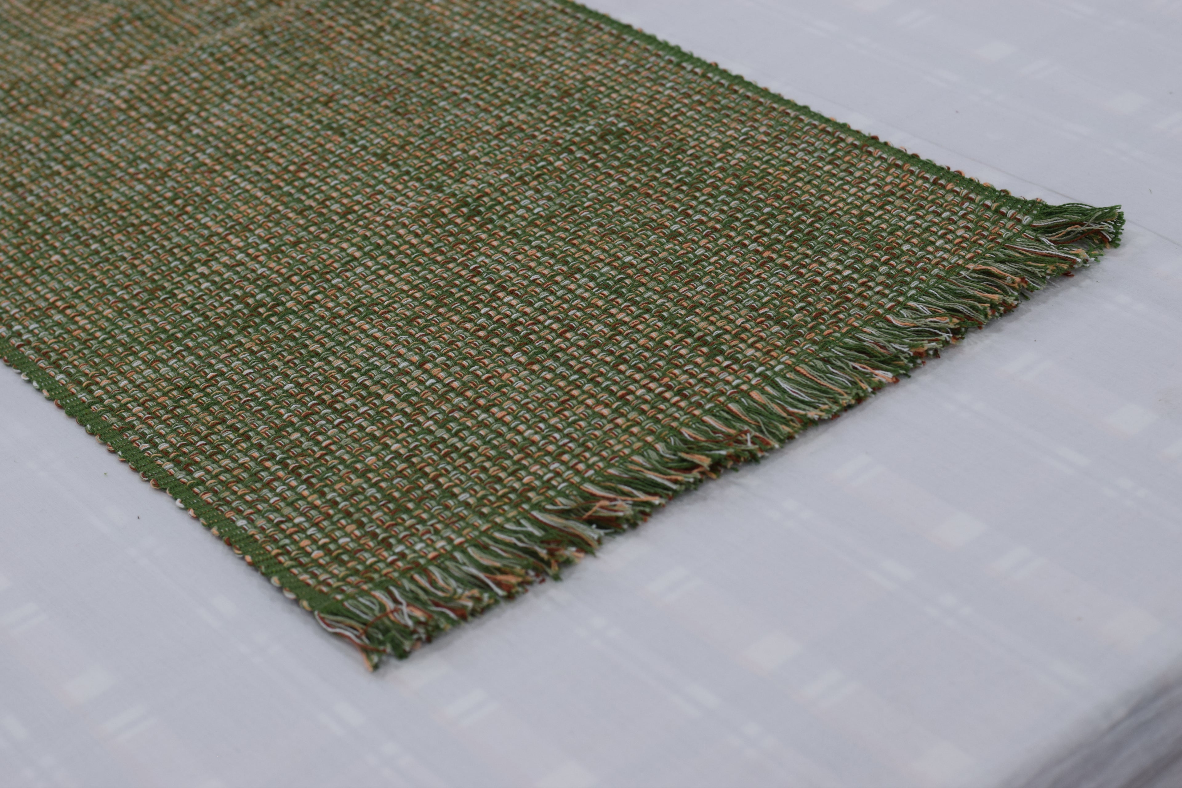 Green Handwoven Table Runner with Tassels - 215 x 40 cm - View 2 - Nushio