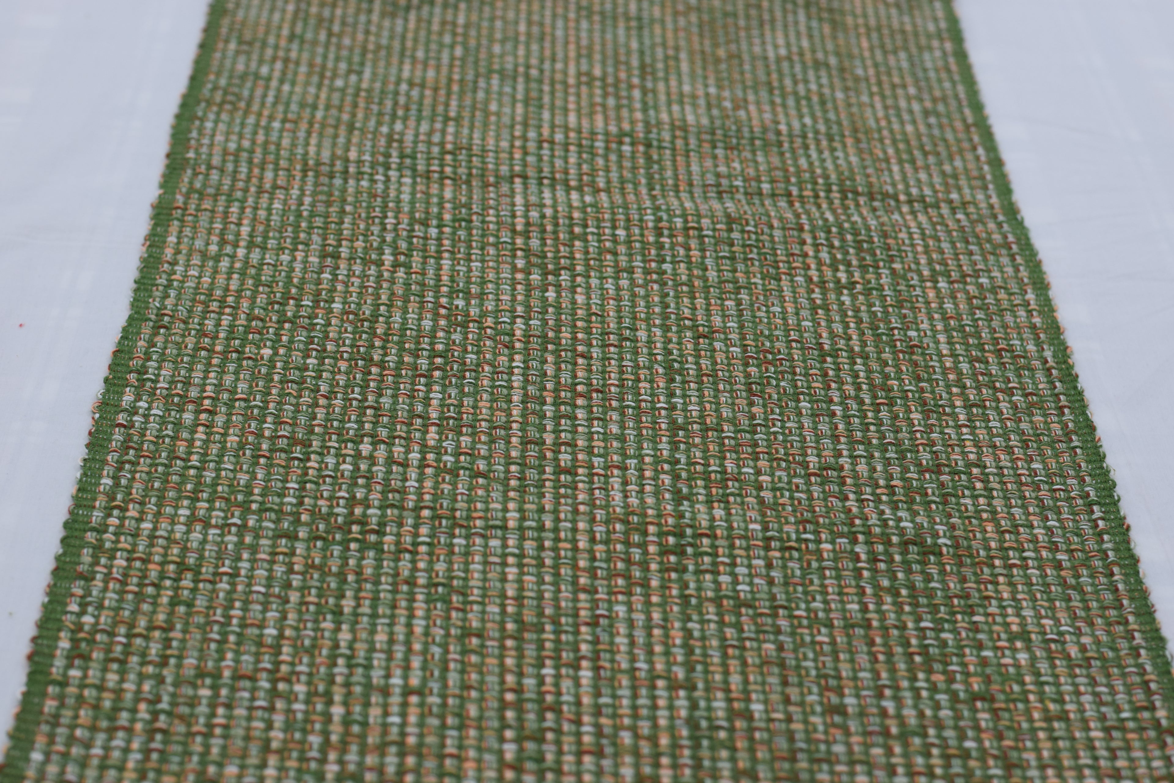 Green Handwoven Table Runner with Tassels - 215 x 40 cm