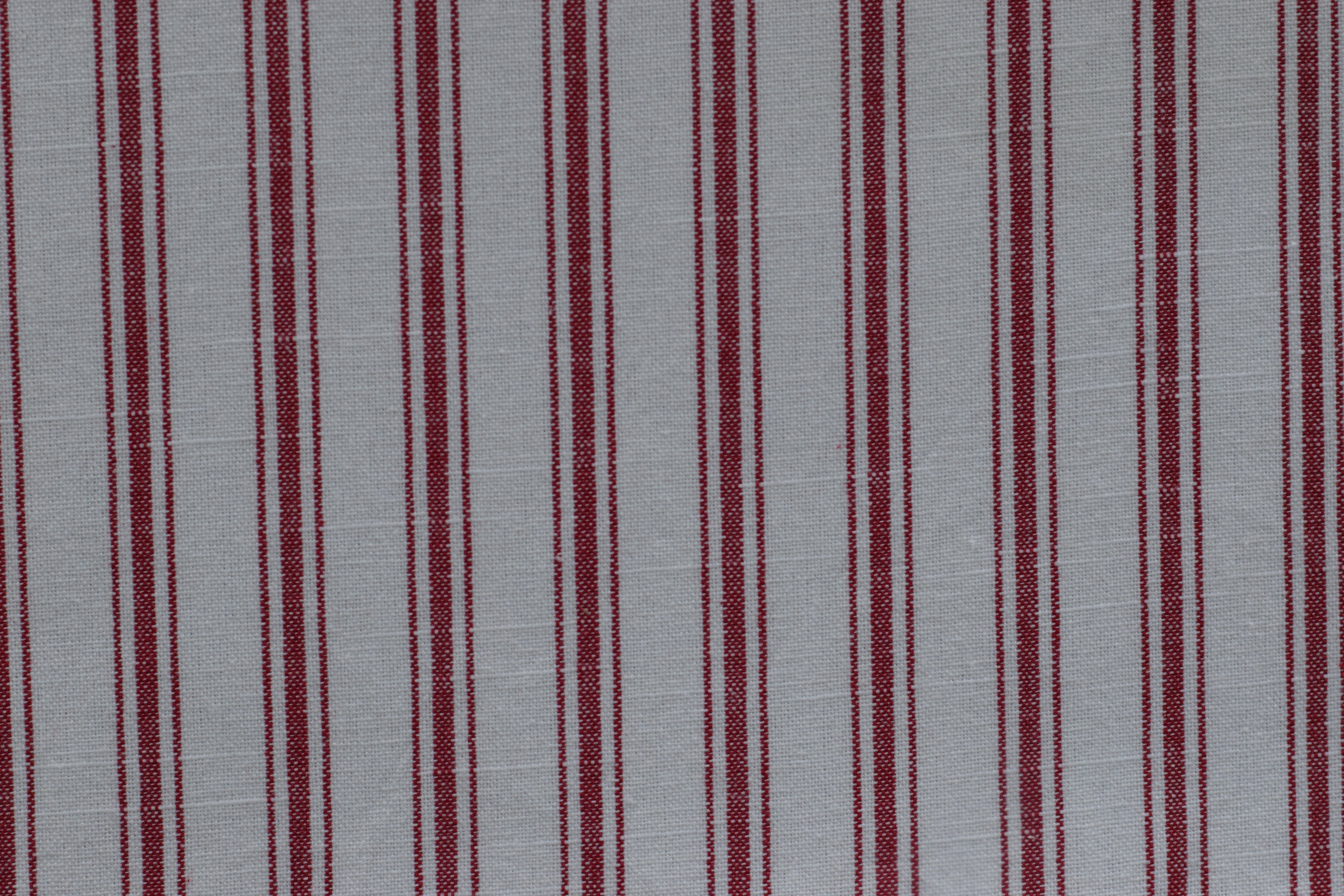 Red & White Striped Cotton Table Runner – 225 cm x 40 cm