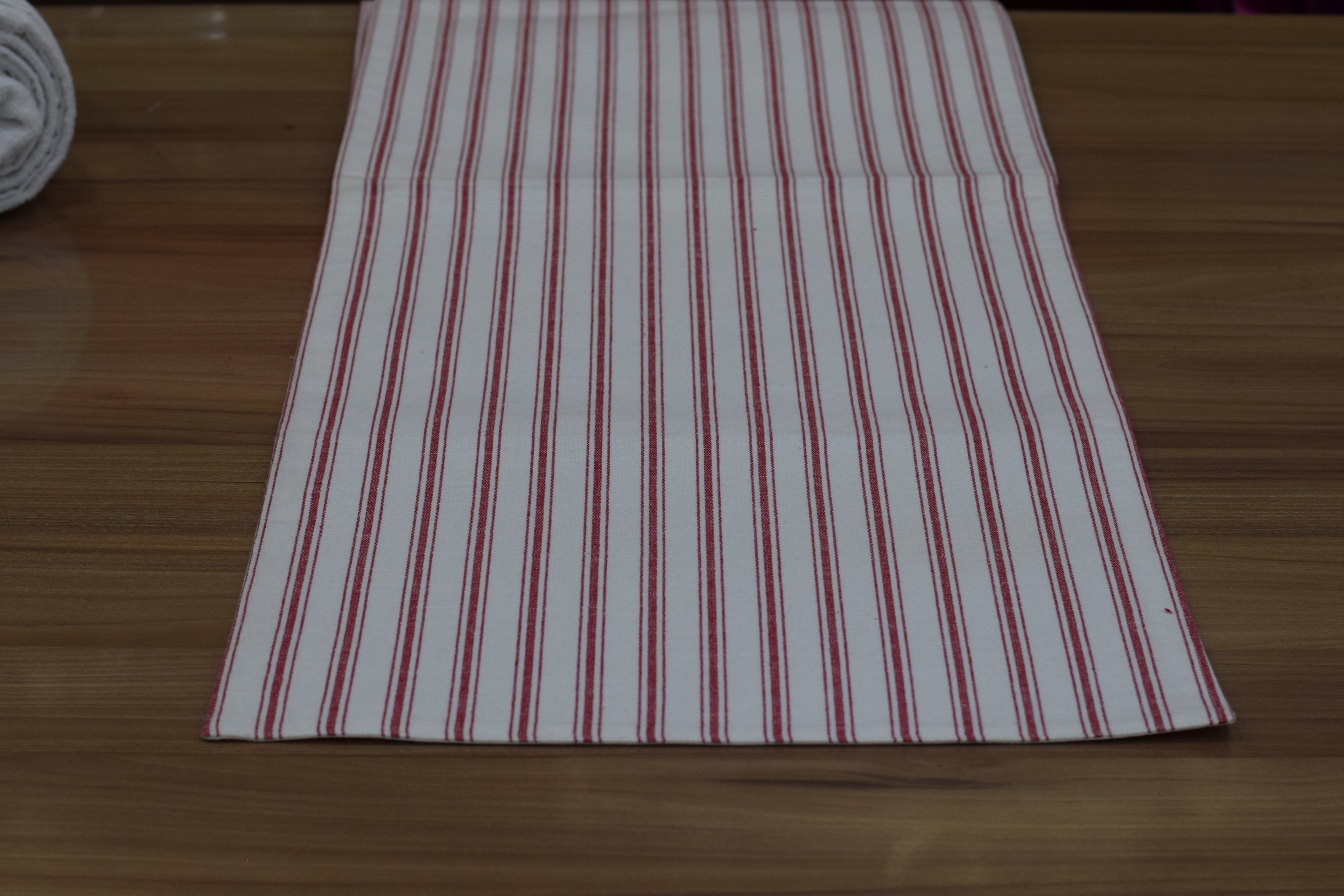 Red & White Striped Cotton Table Runner – 225 cm x 40 cm
