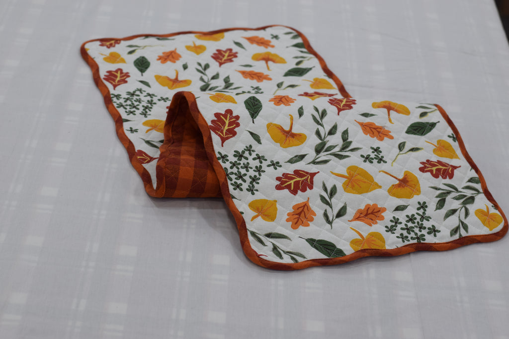 Autumn Leaf Printed Table Runner – 90 x 30 cm | Nushio