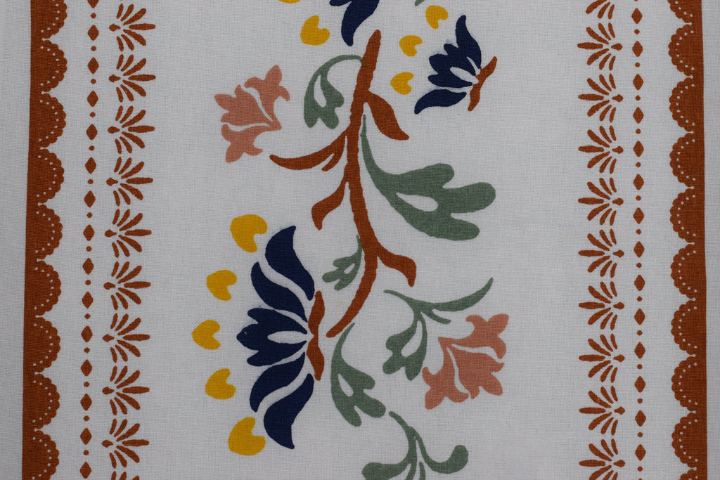 Floral Printed Cotton Table Runner - 185 cm x 35 cm - View 2 - Cotton Floral Printed - Nushio