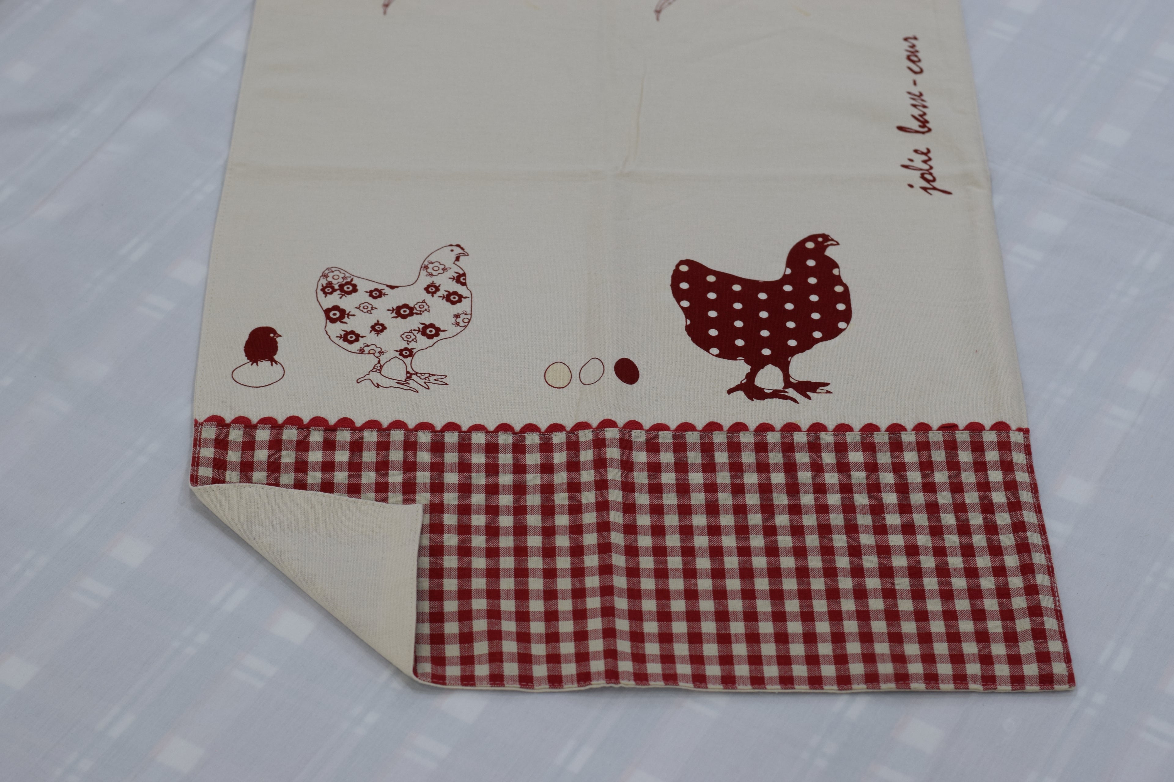 Rustic Red Gingham & Chicken Print Cotton Table Runner – 150 x 45 cm