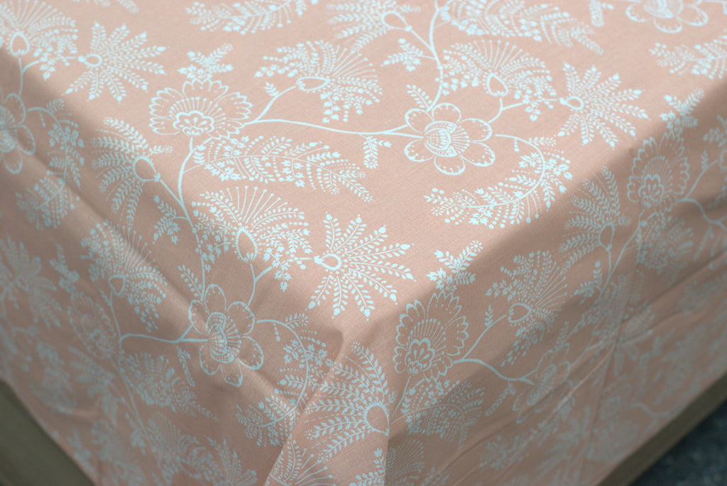 Peach Floral Queen Size Bedsheet Set with 2 Pillow Covers –  Cotton Printed Bed Sheet