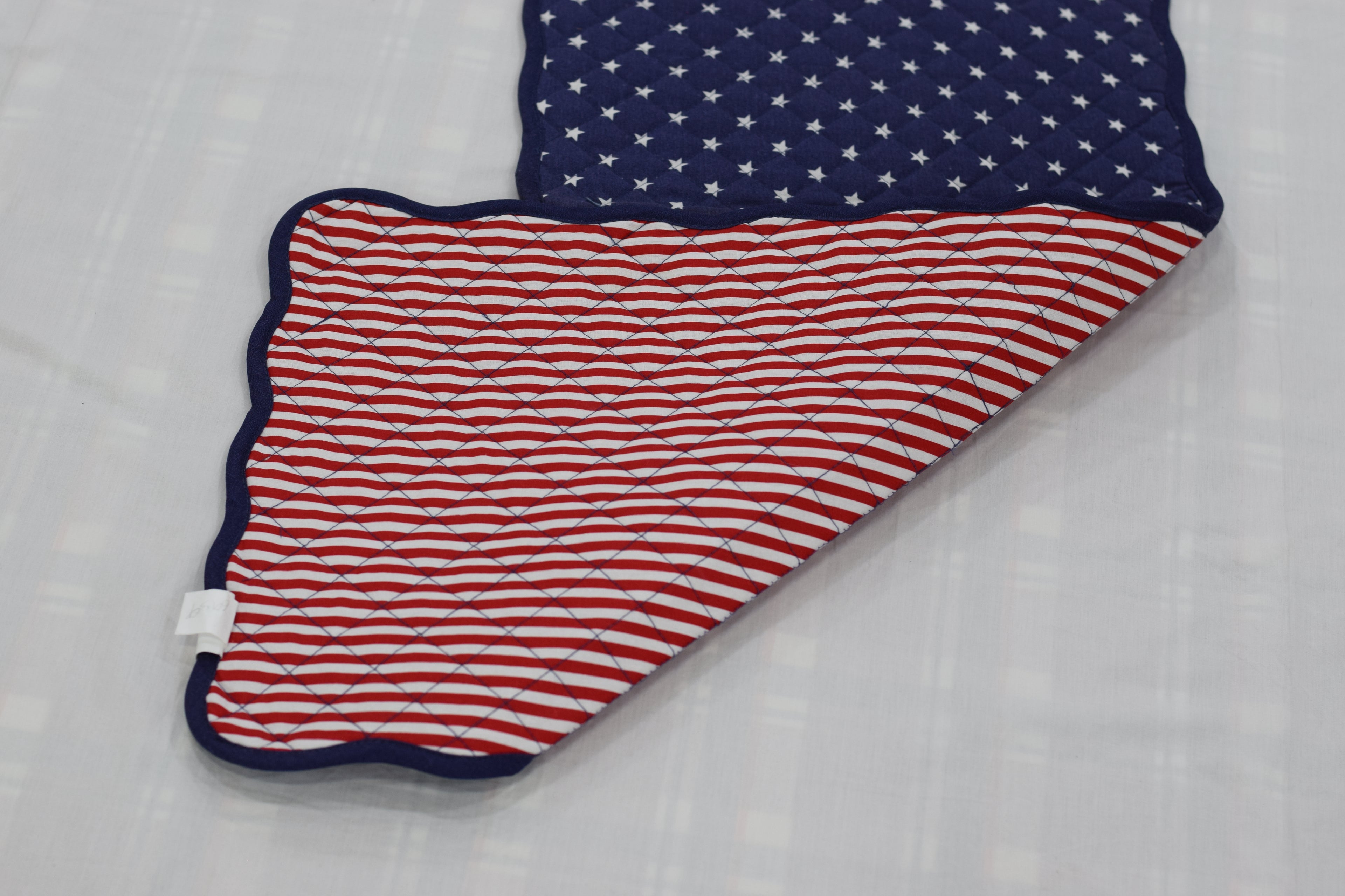 Navy Blue Star Print Quilted Table Runner – 90 x 30 cm