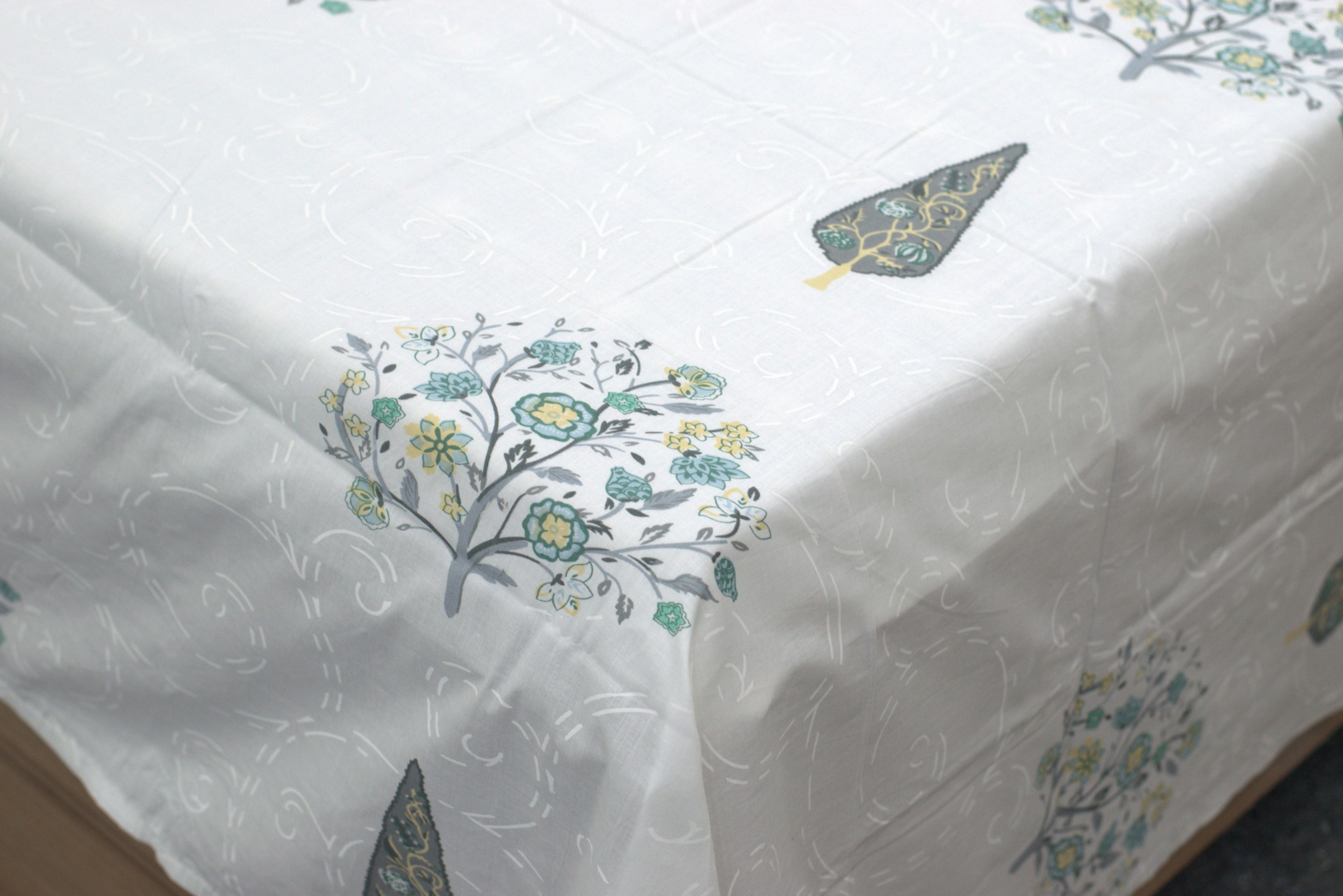 Botanical Tree Block-Print Queen Cotton Bedsheet Set with 2 Pillow Covers - View 2 - Cotton - Nushio