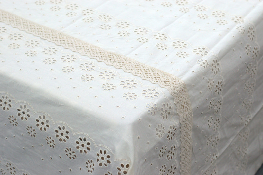 Elegant King Size Cotton Bedspread with Floral Cutwork & Lace Border – Off White | Nushio