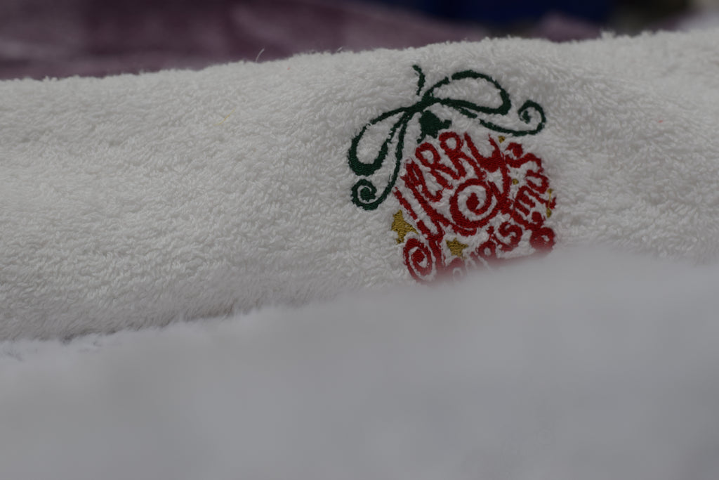 Christmas Embroidered White Turkish Towel - View 3 - Embroidered - Nushio