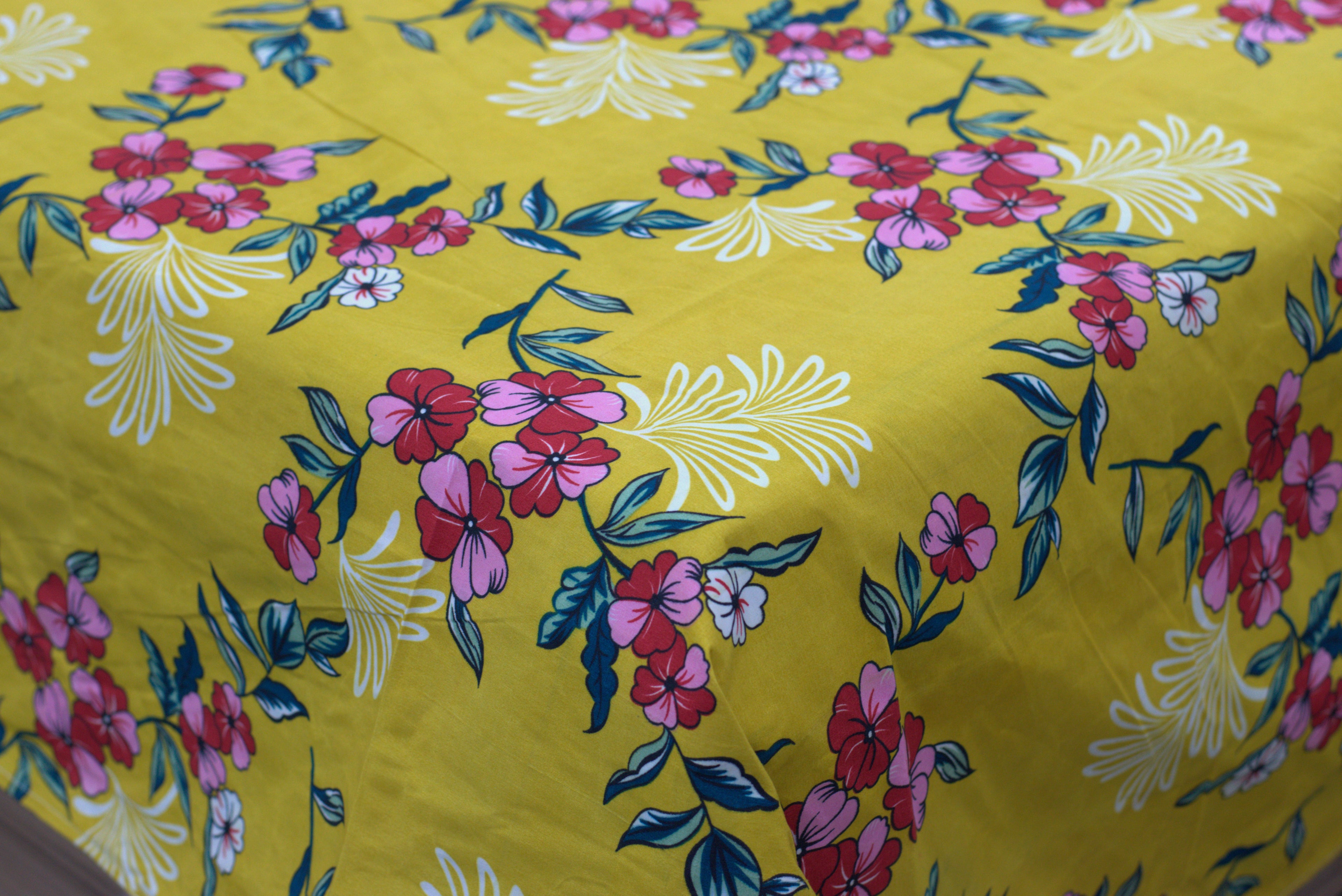 Soft Feel Floral Print Bed Sheet Set – Yellow (225 x 250 cm)