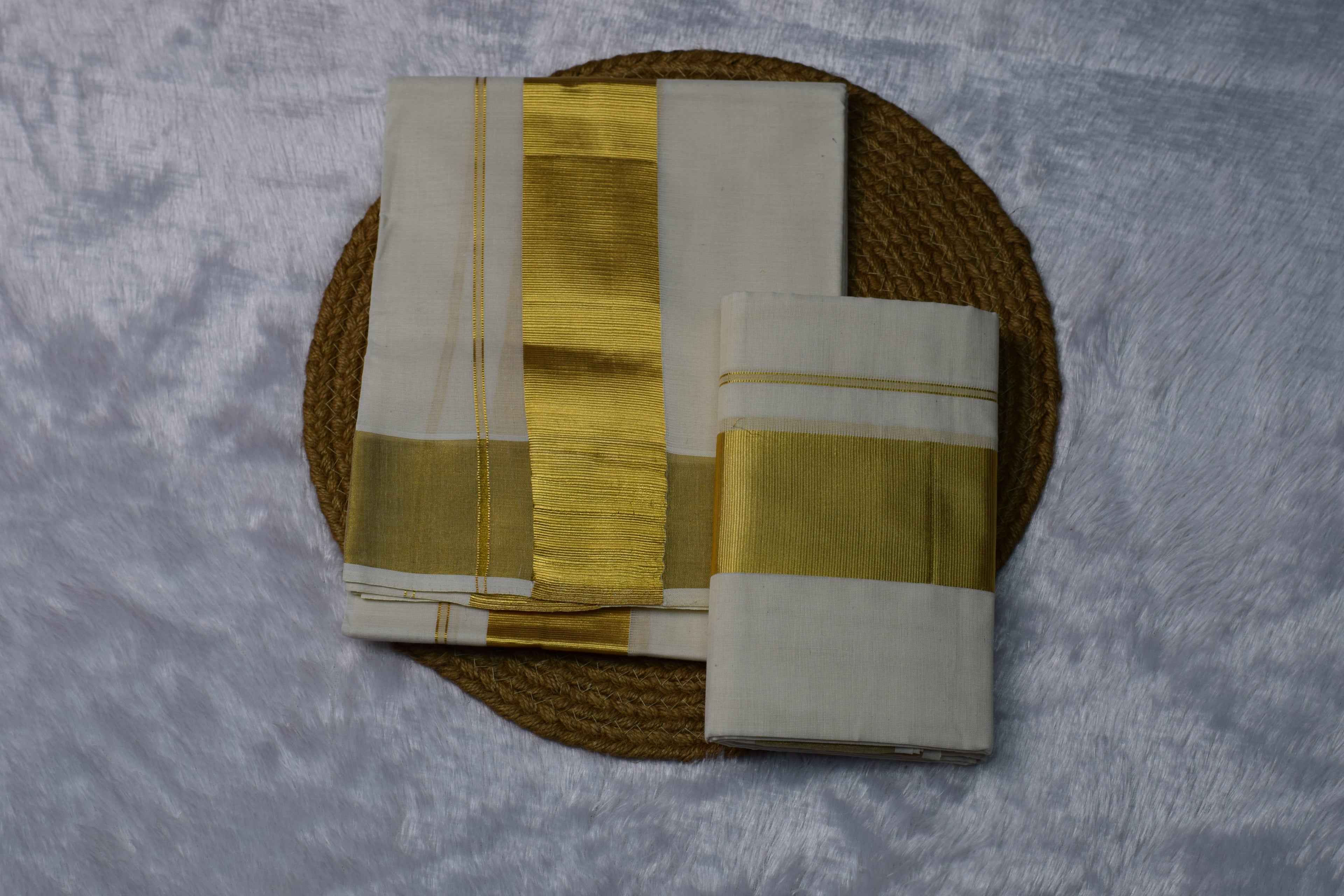 Off-White Cotton set mundu with Traditional Golden Kasavu Border