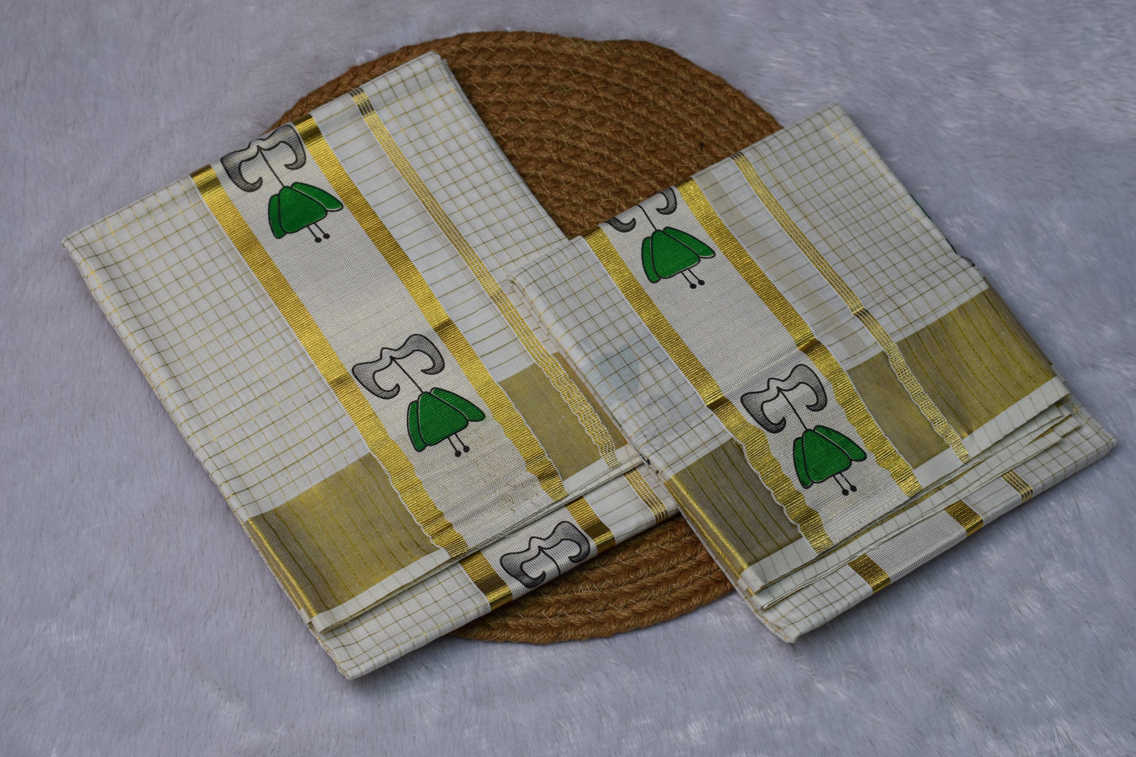 Traditional Kerala Set Mundu with Golden Kasavu Border & Classic Motif Design
