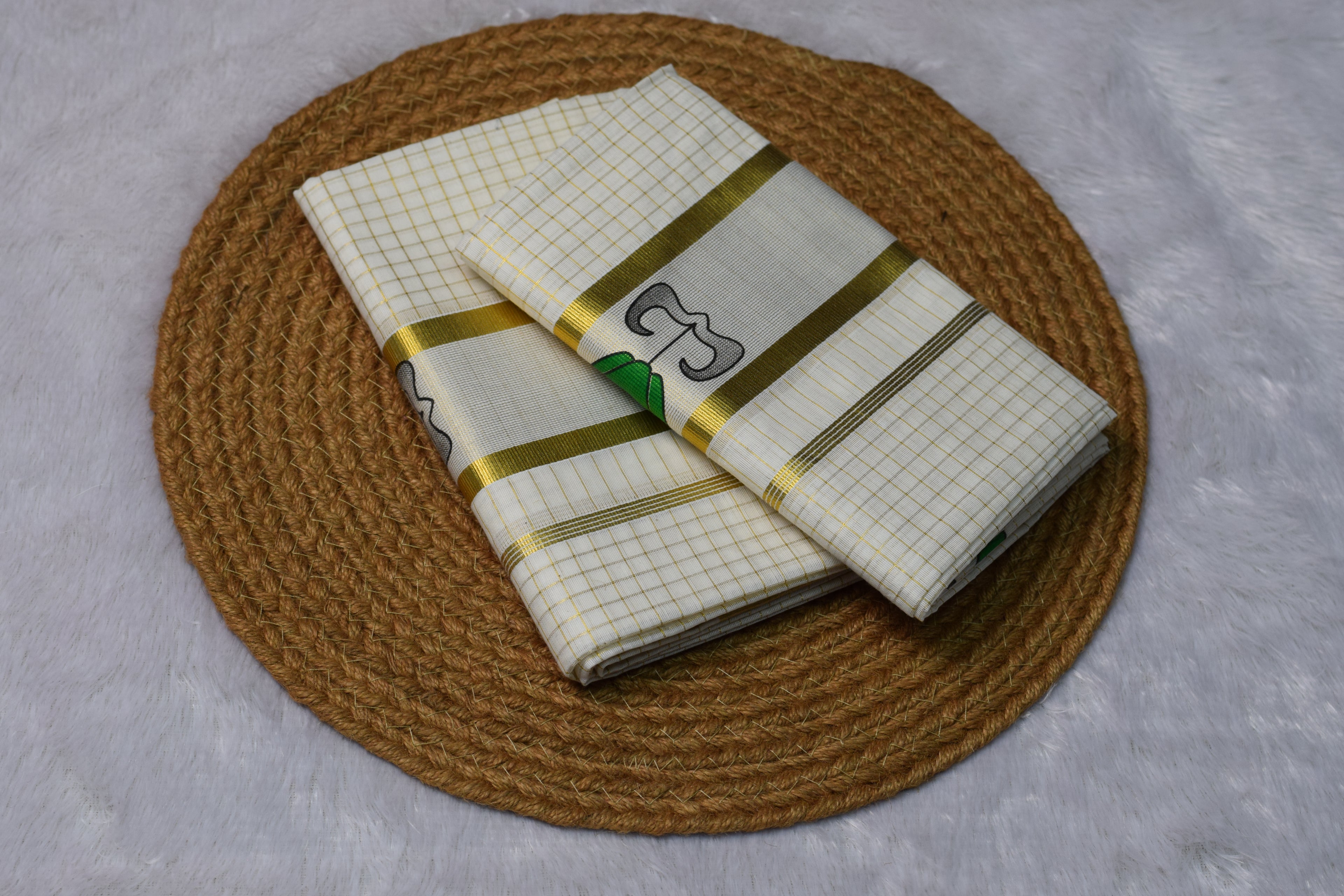 Traditional Kerala Set Mundu with Golden Kasavu Border & Classic Motif Design