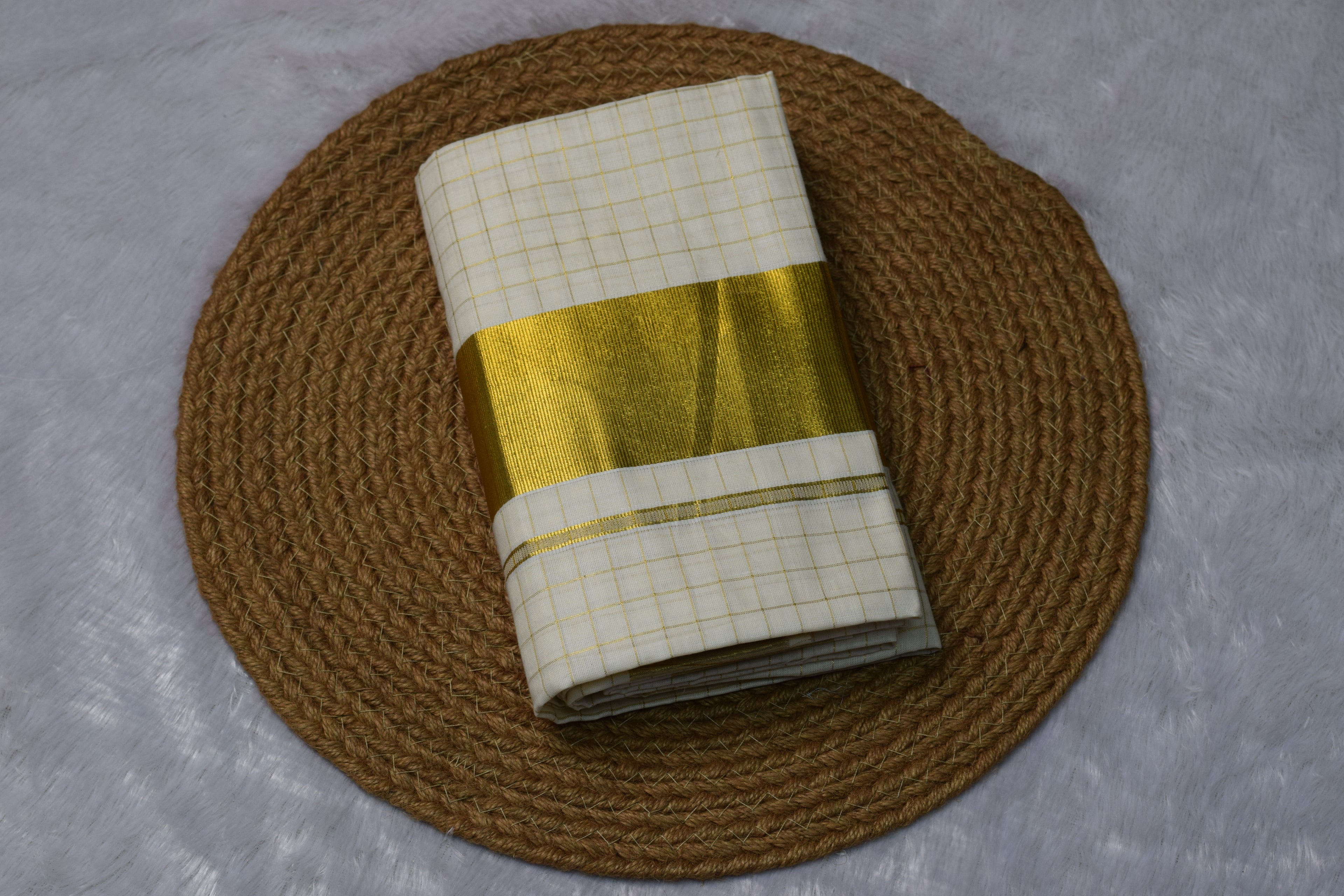 Premium Traditional Kerala Set Mundu with Gold Kasavu Border