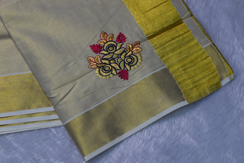 Off-White Kerala Kasavu Saree Set with Floral Embroidery & Golden Border - View 3 - Floral - Nushio