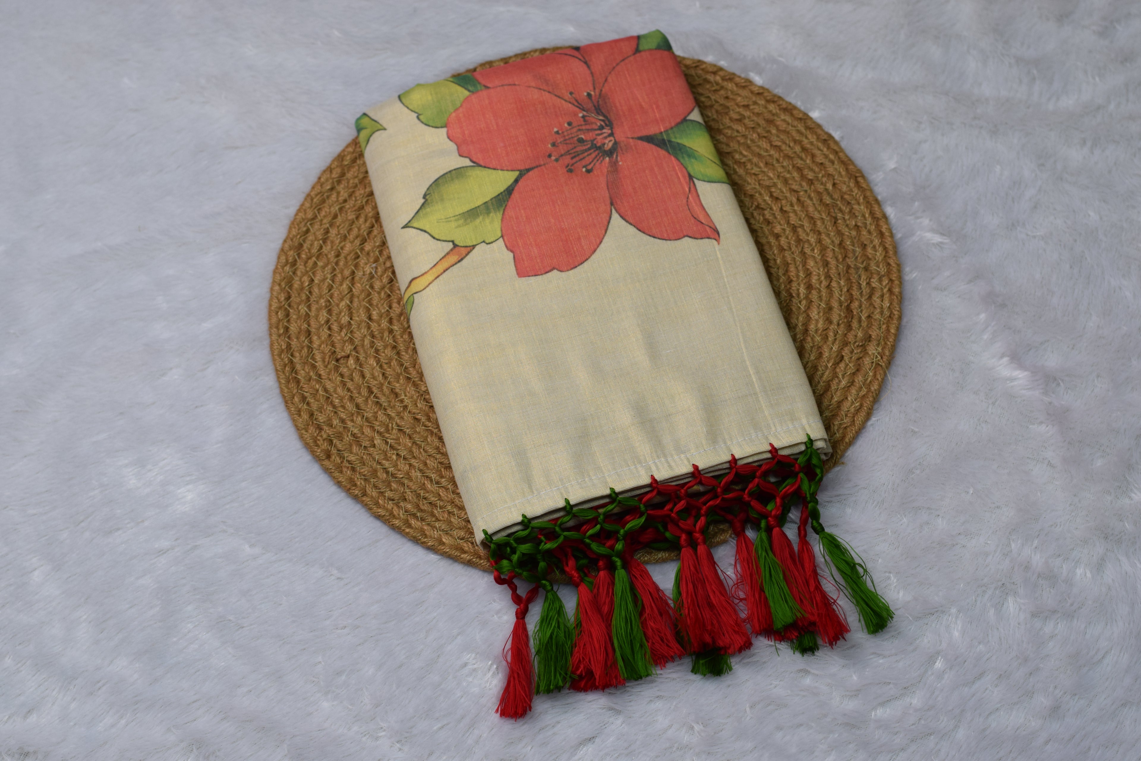 Cream Floral Saree Set with Golden Border & Tassel Pallu - Main Product Image - Floral - Nushio