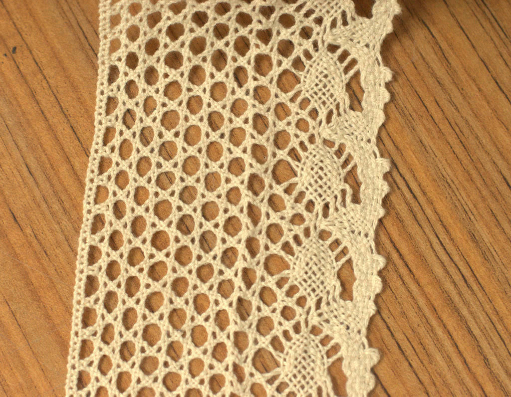cream Net Lace Trim - 3 Inch Width, 20 Meter Roll - Detail View - Nushio