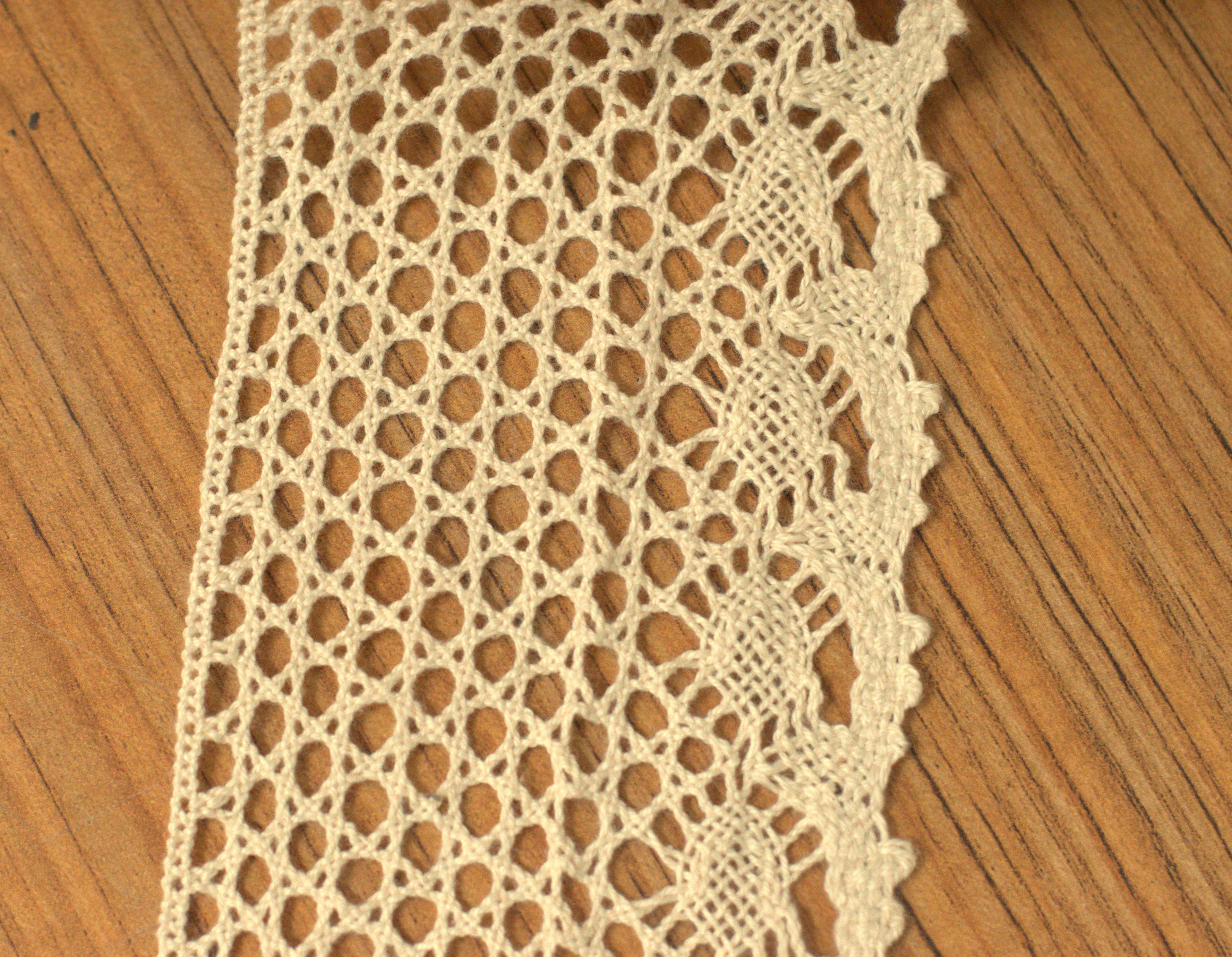 cream Net Lace Trim - 3 Inch Width, 20 Meter Roll - Detail View - Nushio