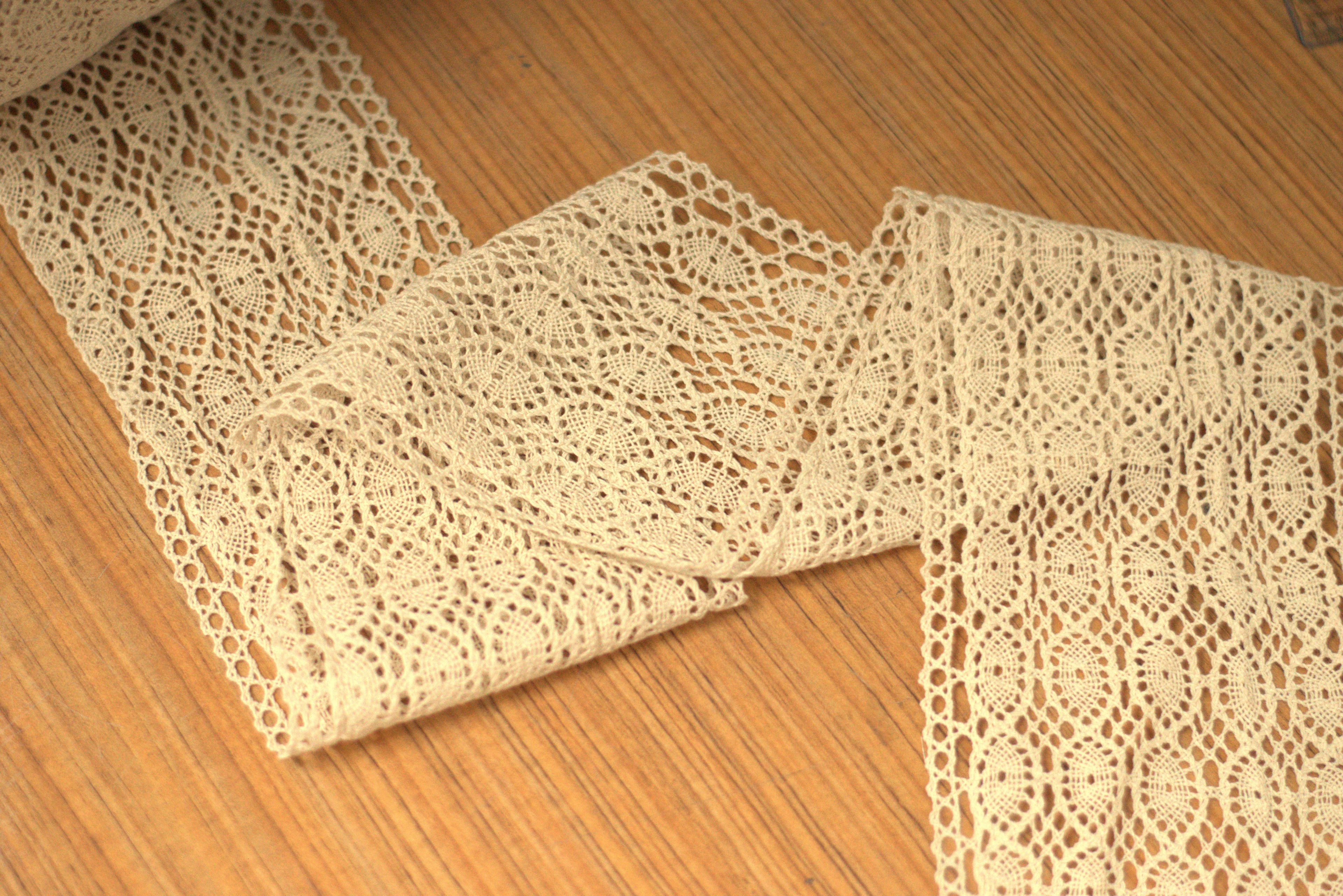 White / Beige Cotton Lace Trim - 14 cm Width - Available in 10M /20M Rolls