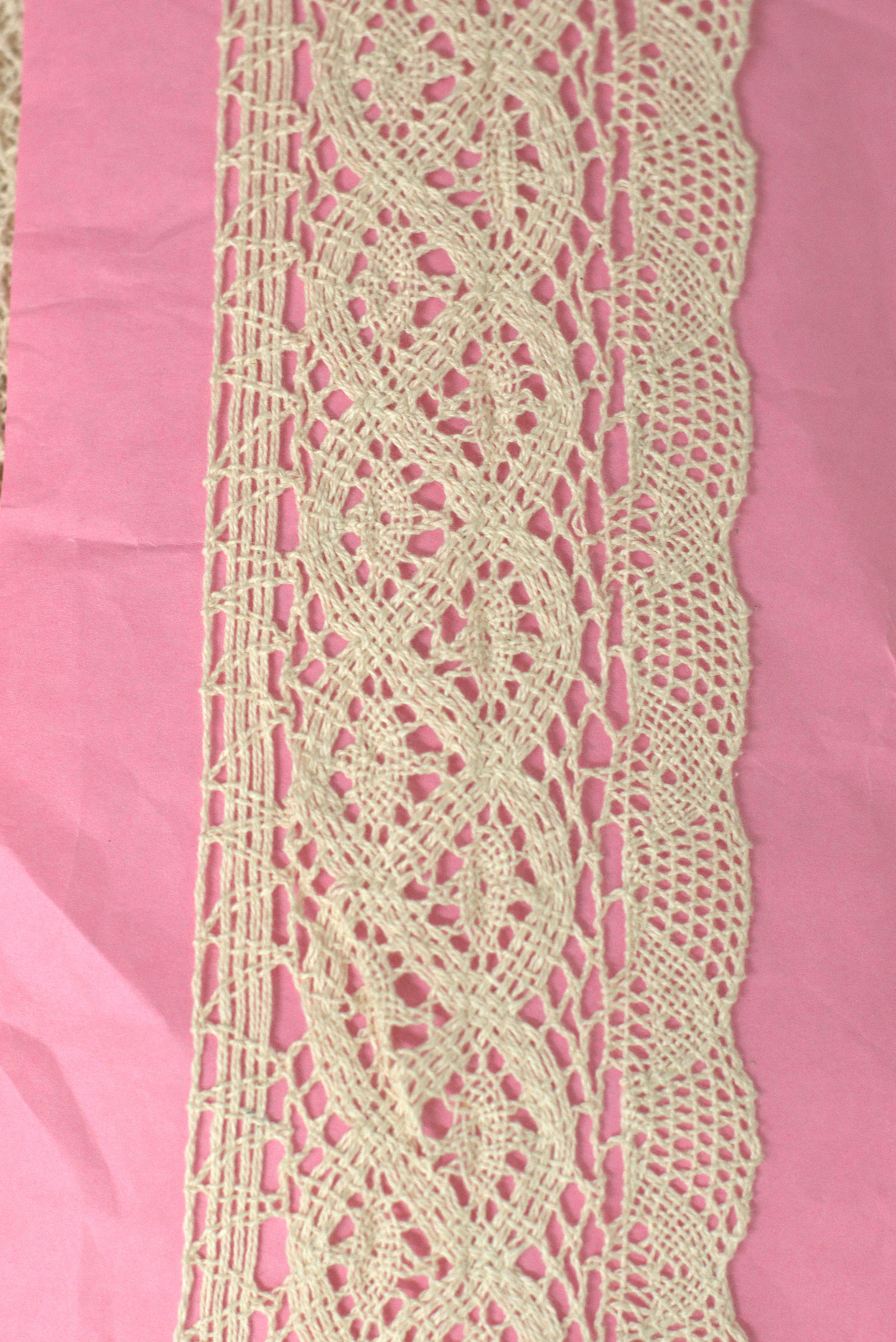 White/Beige Floral Lace Trim - 8 cm Width - 10M / 20M Roll