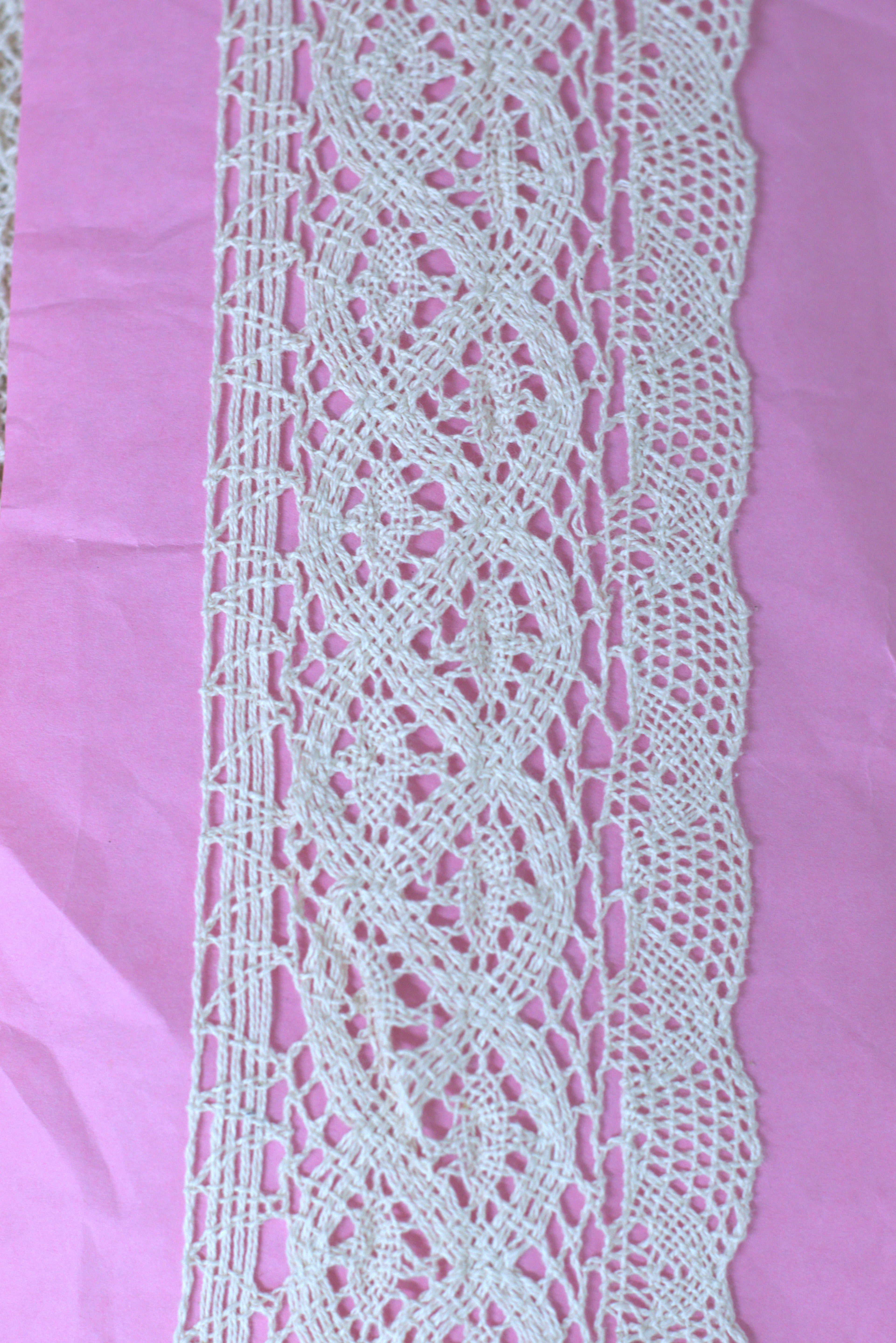 White/Beige Floral Lace Trim - 8 cm Width - 10M / 20M Roll