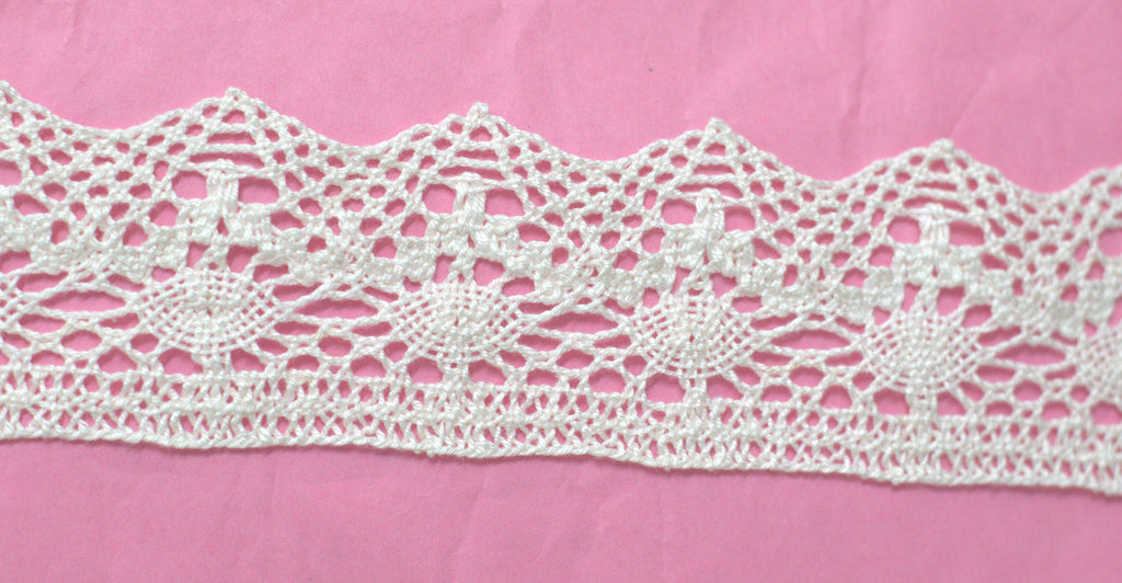 White/Beige Floral Lace Trim - 5 cm Width