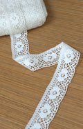 White/Beige Floral Lace Trim - 4.5 cm Width - 10M / 20M Roll