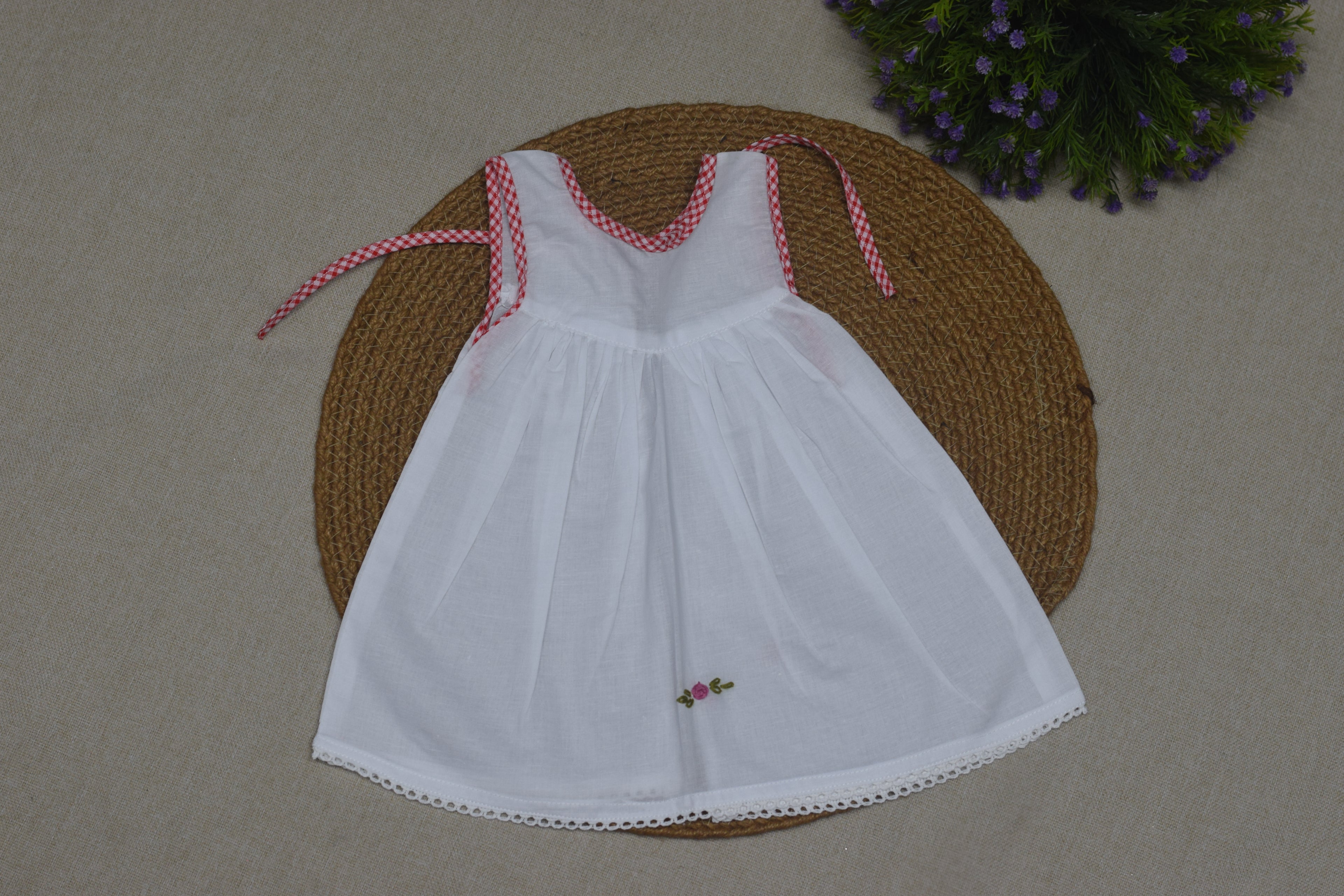 Kids Kerala Kettuduppu Dress – Traditional White Cotton Baby Dress (3 Color set)