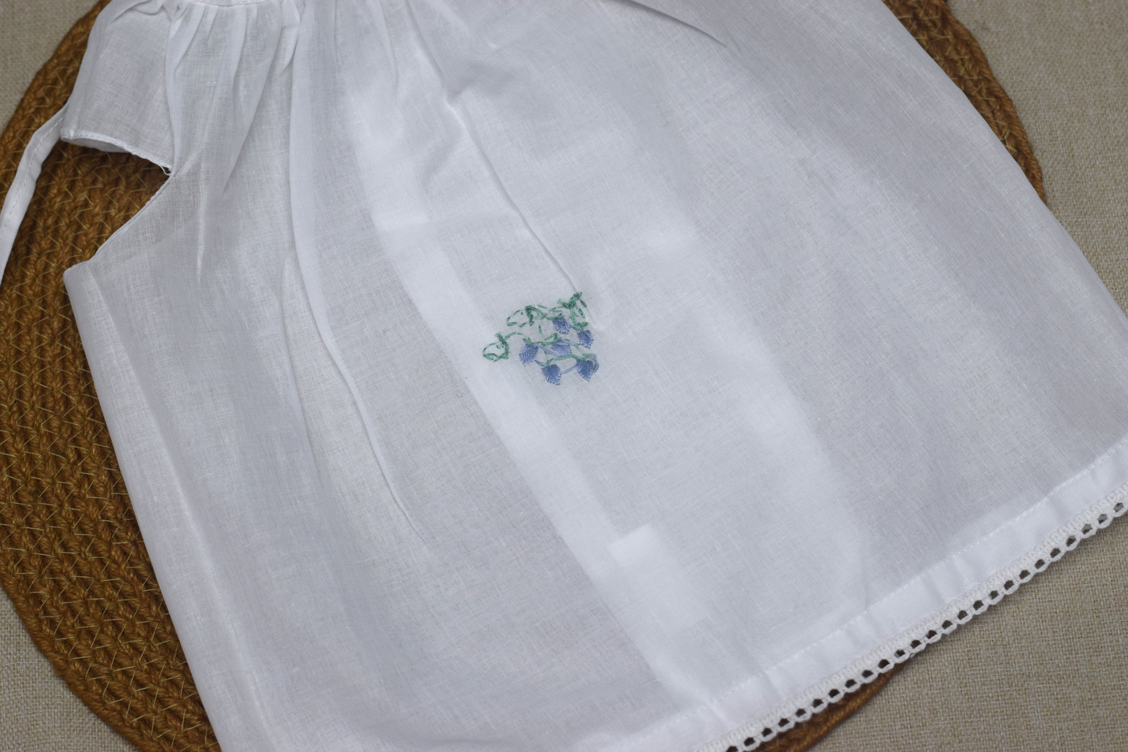 Kerala Traditional Kettuduppu for Kids – White Cotton Sleeveless Blouse with Embroidery (3 Designs)