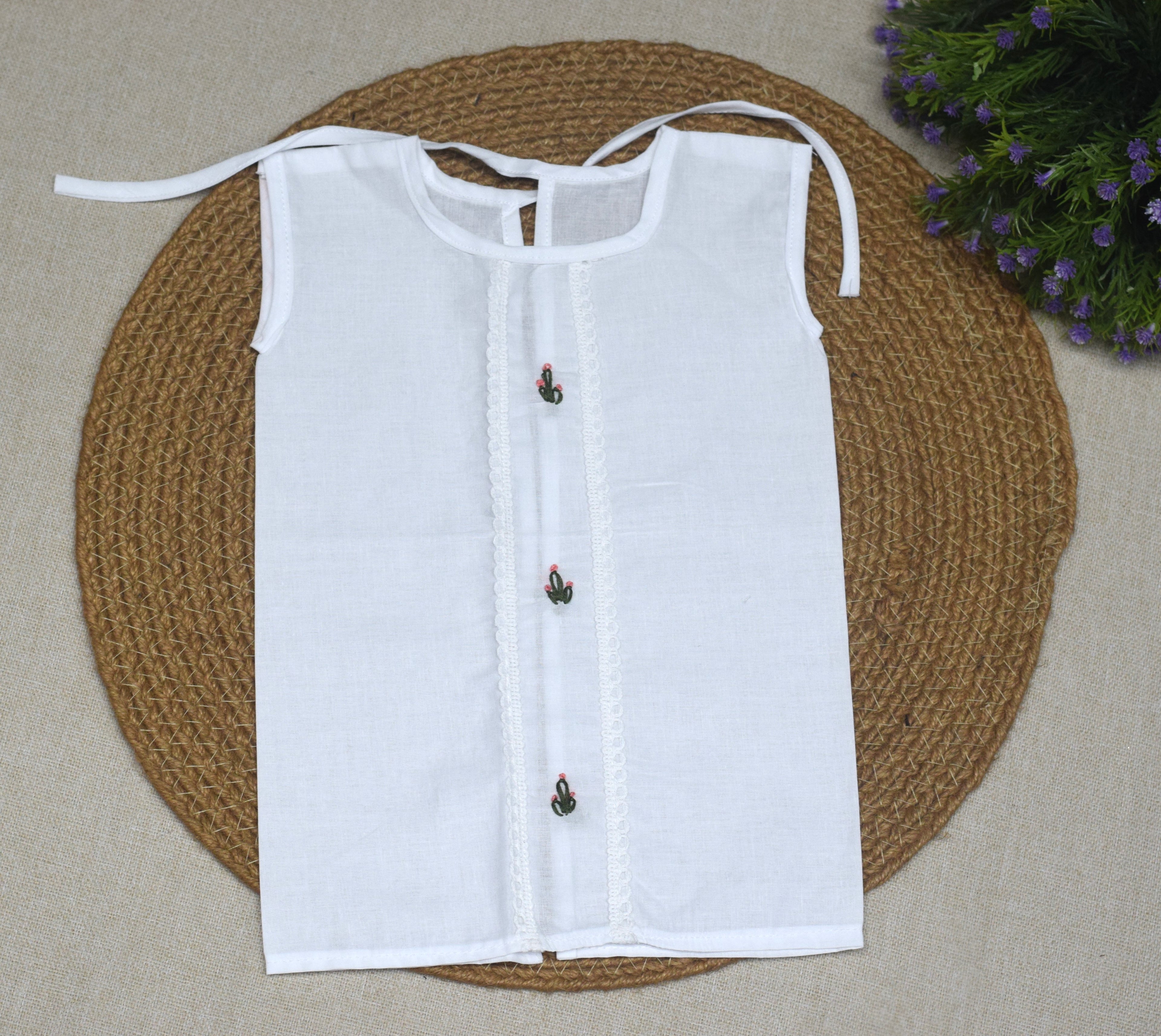 Kids Kerala Kettuduppu Blouse – White Cotton with Three Color Embroidery | Traditional Ethnic Wear