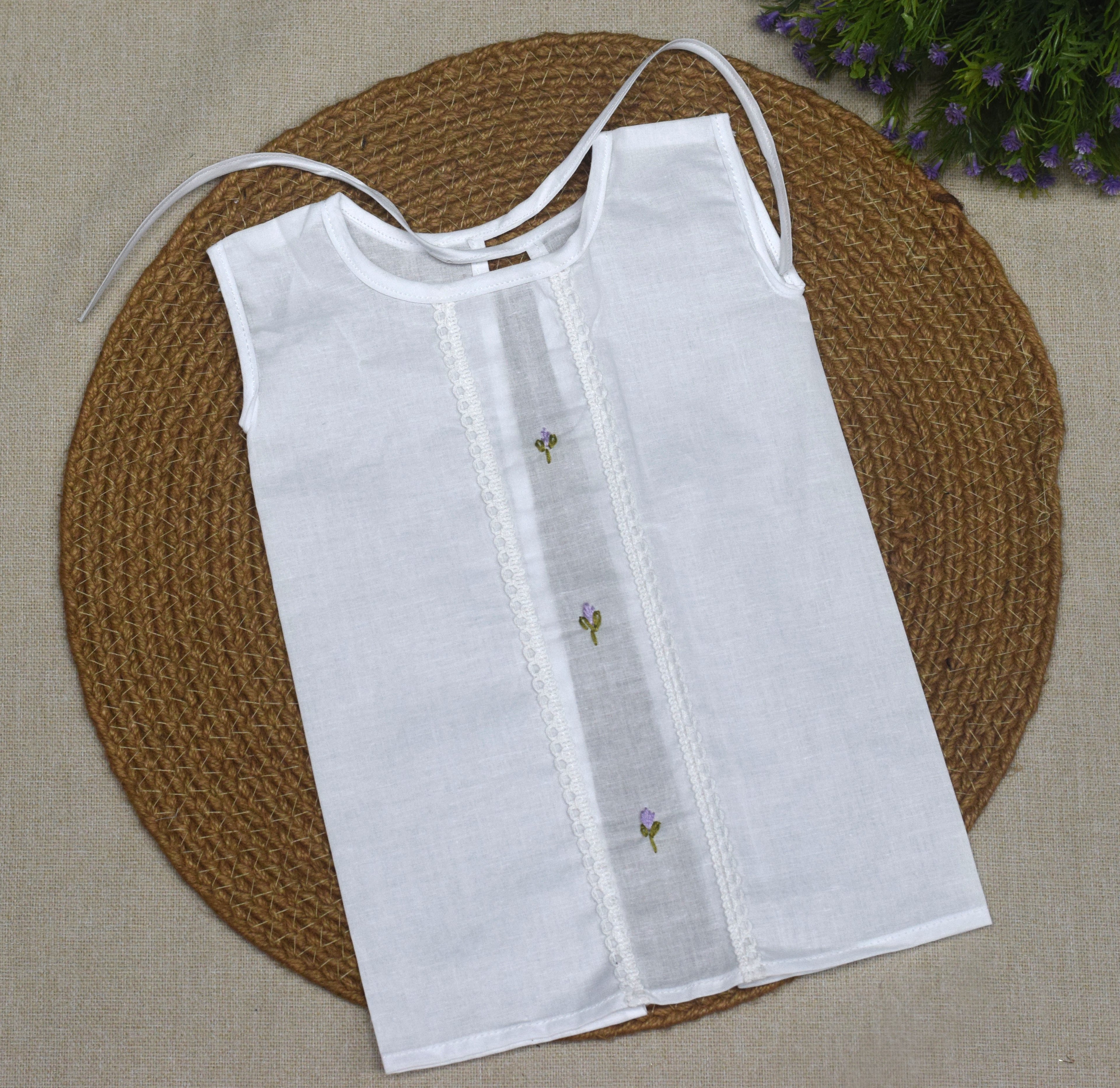 Kids Kerala Kettuduppu Blouse – Classic White with Floral Embroidery (3 Designs)